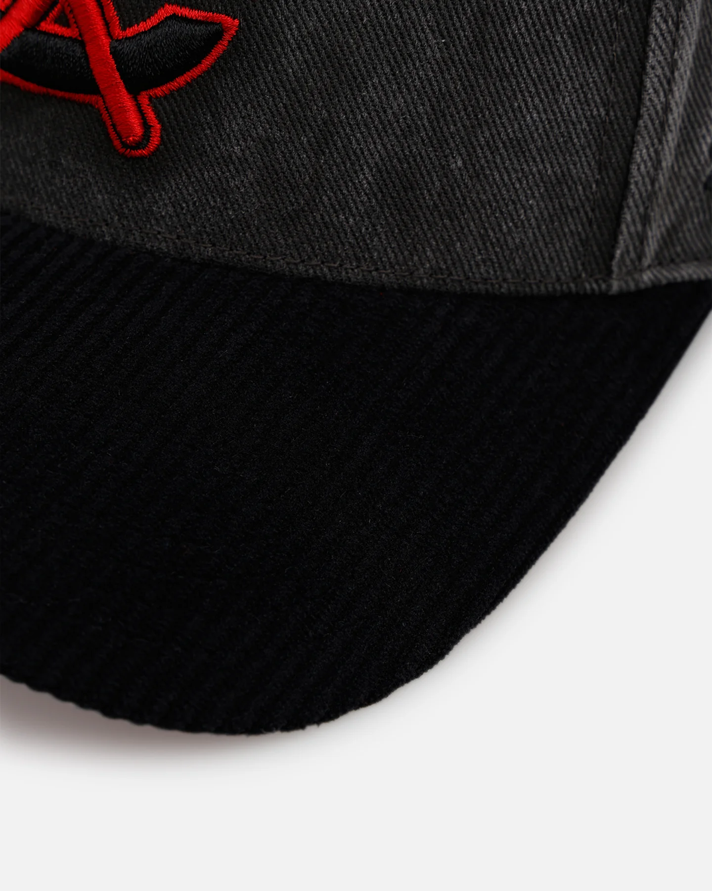 47 Brand Chicago Blackhawks 'Black & Red' 47 Offside Snapback Black/Red - Image 2