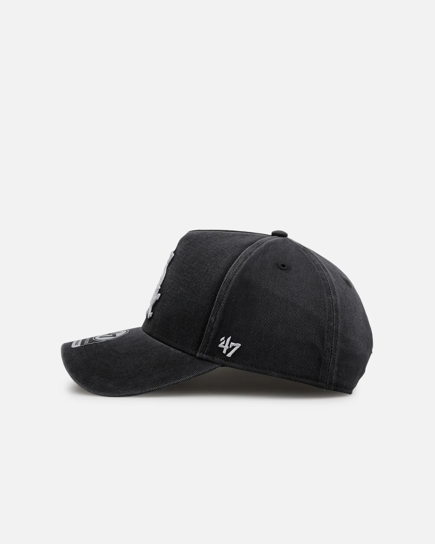 47 Brand Chicago White Sox 'Washed Black' Offside DT Snapback Washed Black - Image 4