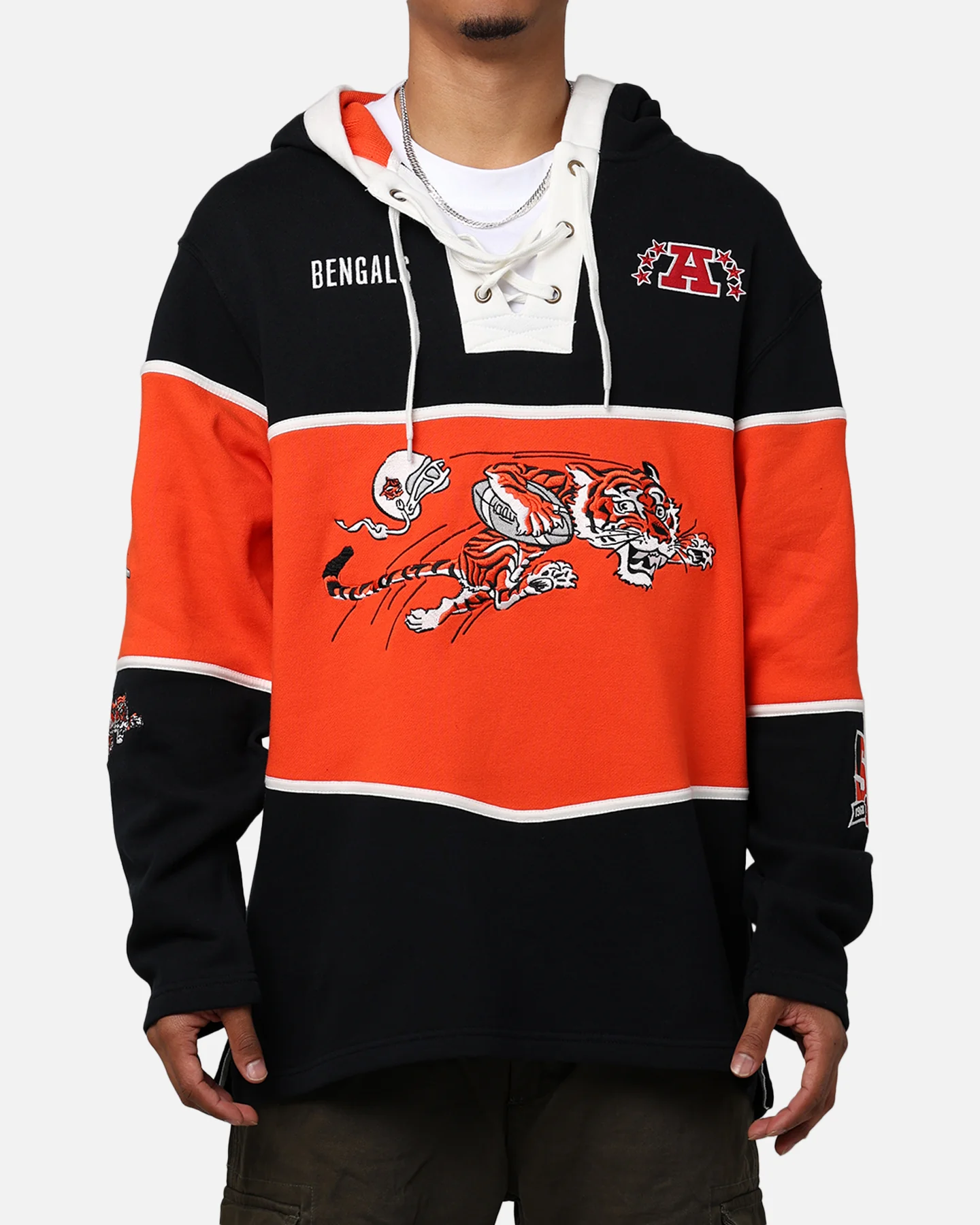 47 Brand Cincinnati Bengals NFL + Legacy Lacer Hoodie Jet Black - Image 2