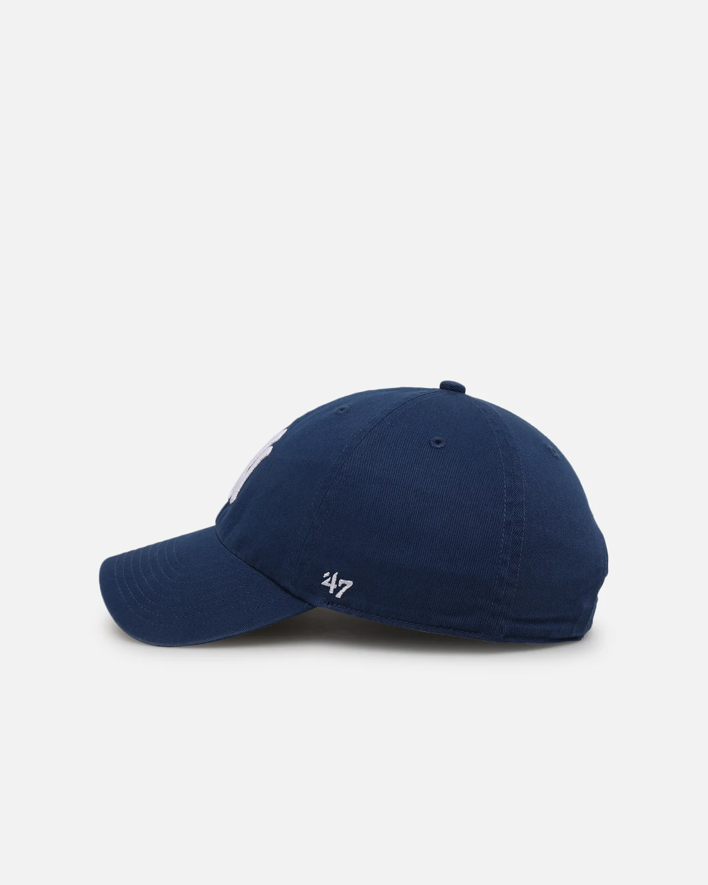 47 Brand New York Yankees 'Yankees Colour Wheel' 47 Clean Up Strapback Navy - Image 4