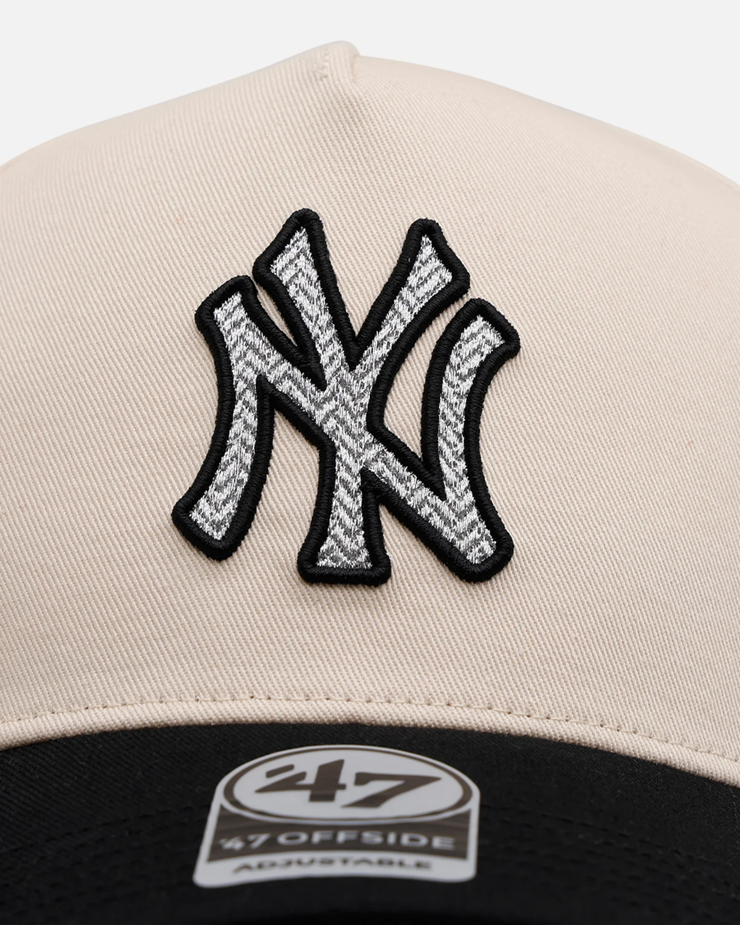 47 Brand New York Yankees 'Herringbone' 47 Offside Snapback Natural/Black - Image 5