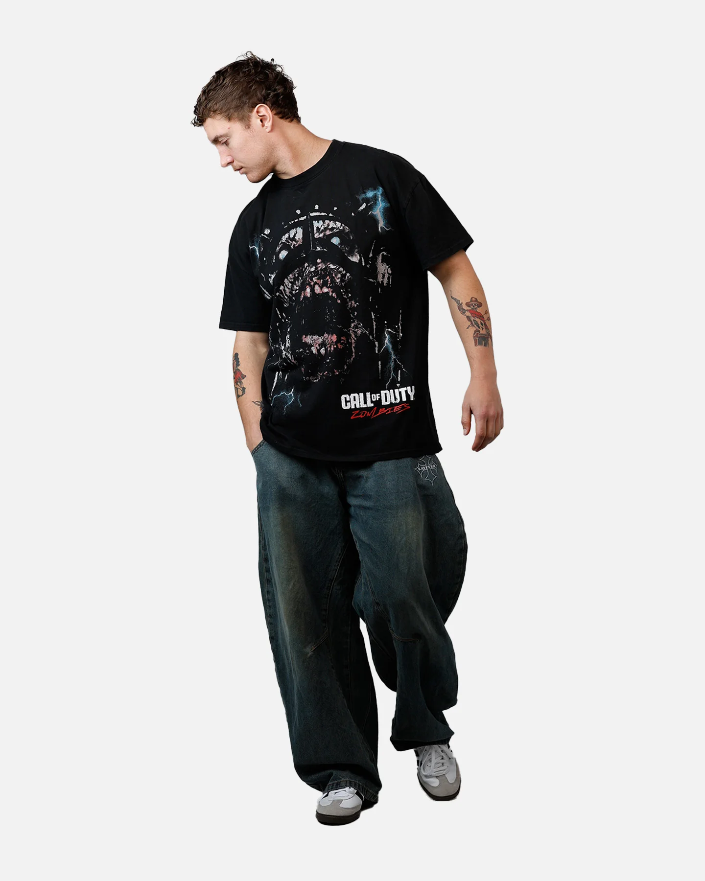 73 Studio X Call Of Duty WWII Tesla Zombies T-Shirt Black - Image 3