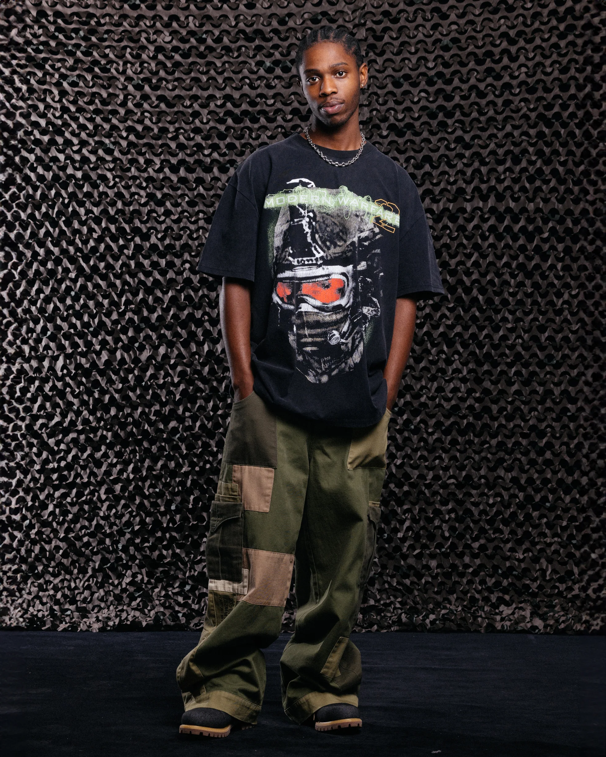 73Studio X Call Of Duty Modern Warfare 2 Vintage T-Shirt Black Acidwash - Image 3