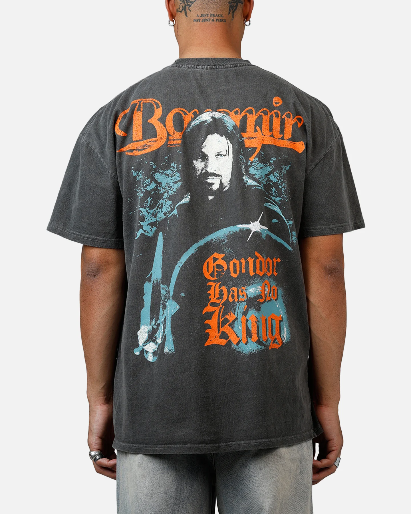 73Studio X Lord Of The Rings Boromir Heavyweight T-Shirt Black Wash - Image 2