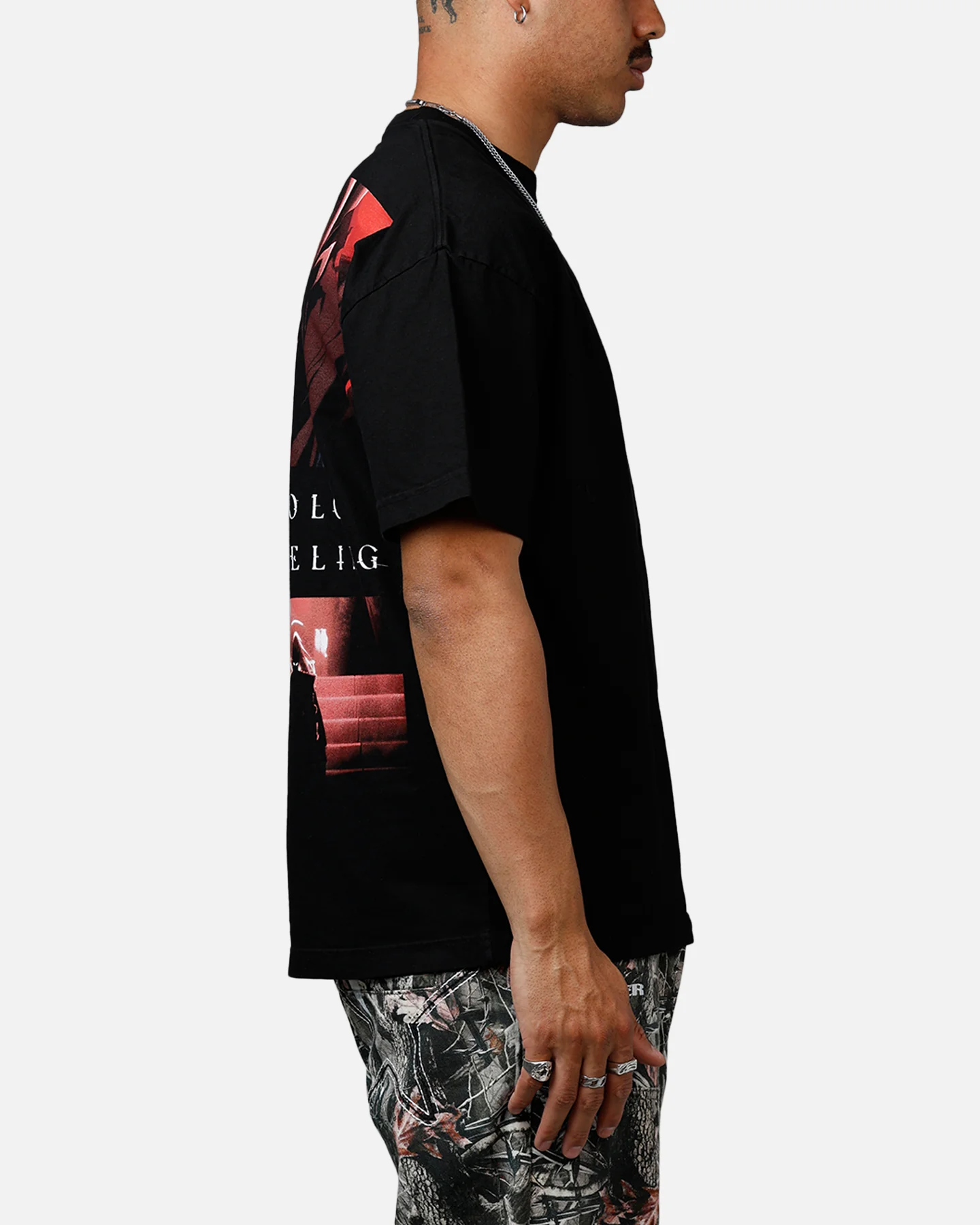 73Studio X Solo Leveling Igris T-Shirt Black - Image 4