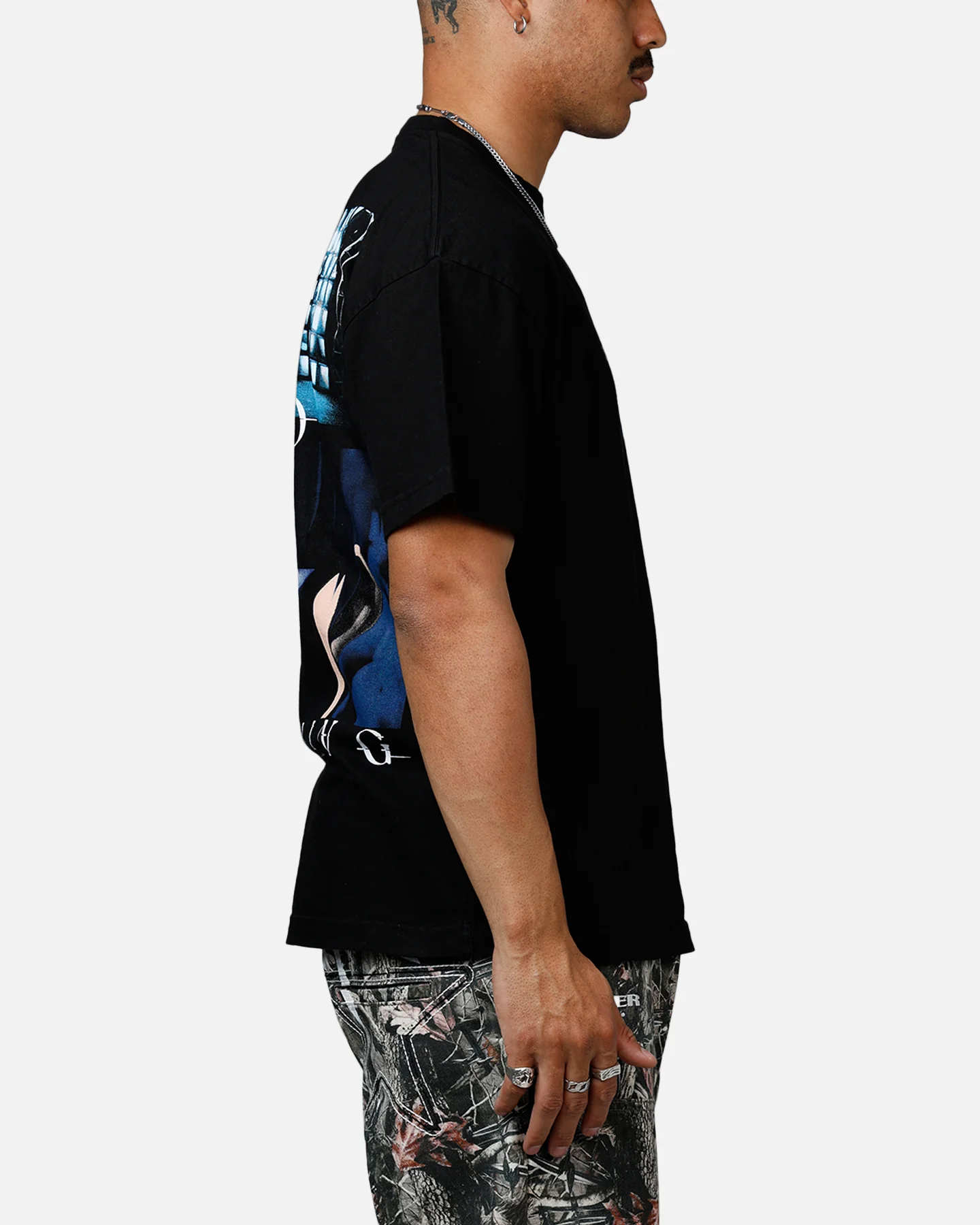 73Studio X Solo Leveling Jin Woo T-Shirt Black - Image 4