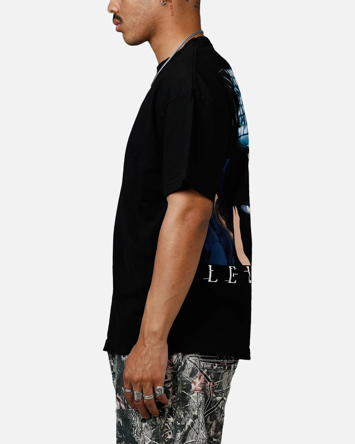 73Studio X Solo Leveling Jin Woo T-Shirt Black - Image 5