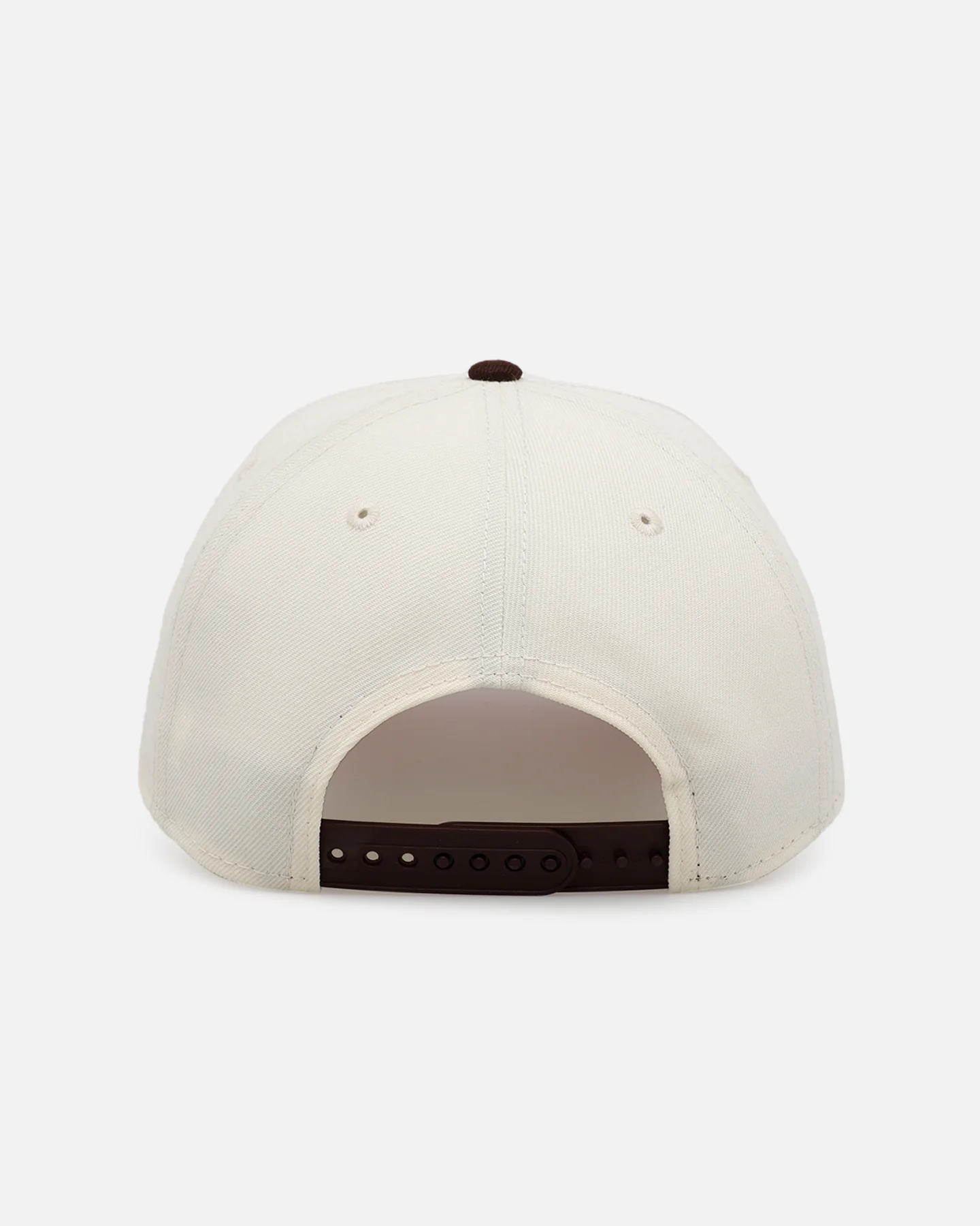 New Era Oakland Athletics 'Pink Satin Pink Hearts Walnut' 9FORTY A-Frame Snapback Chrome/Walnut - Image 2