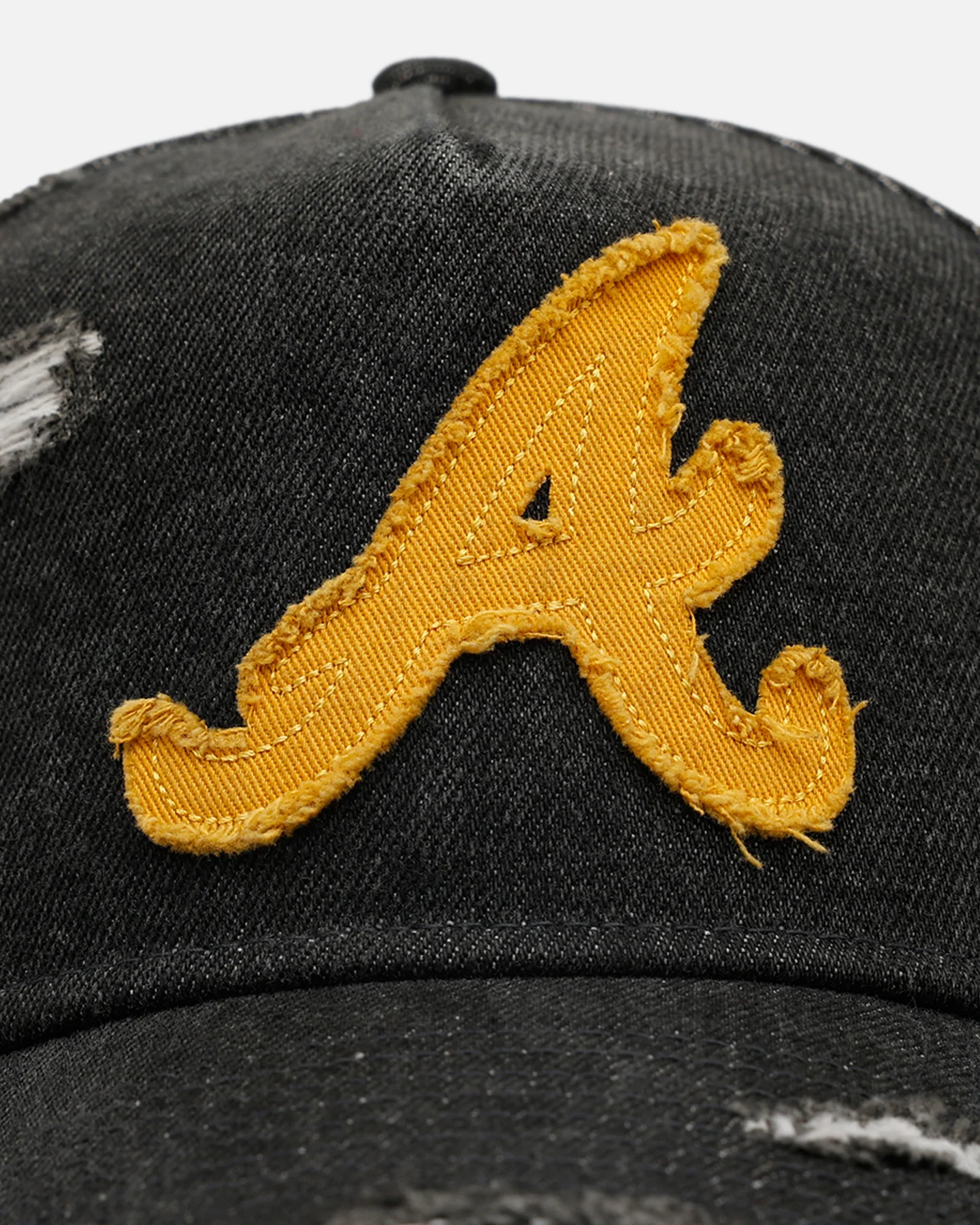 New Era Atlanta Braves 'Denim 2.0' 9FORTY A-Frame Strapback Black - Image 5