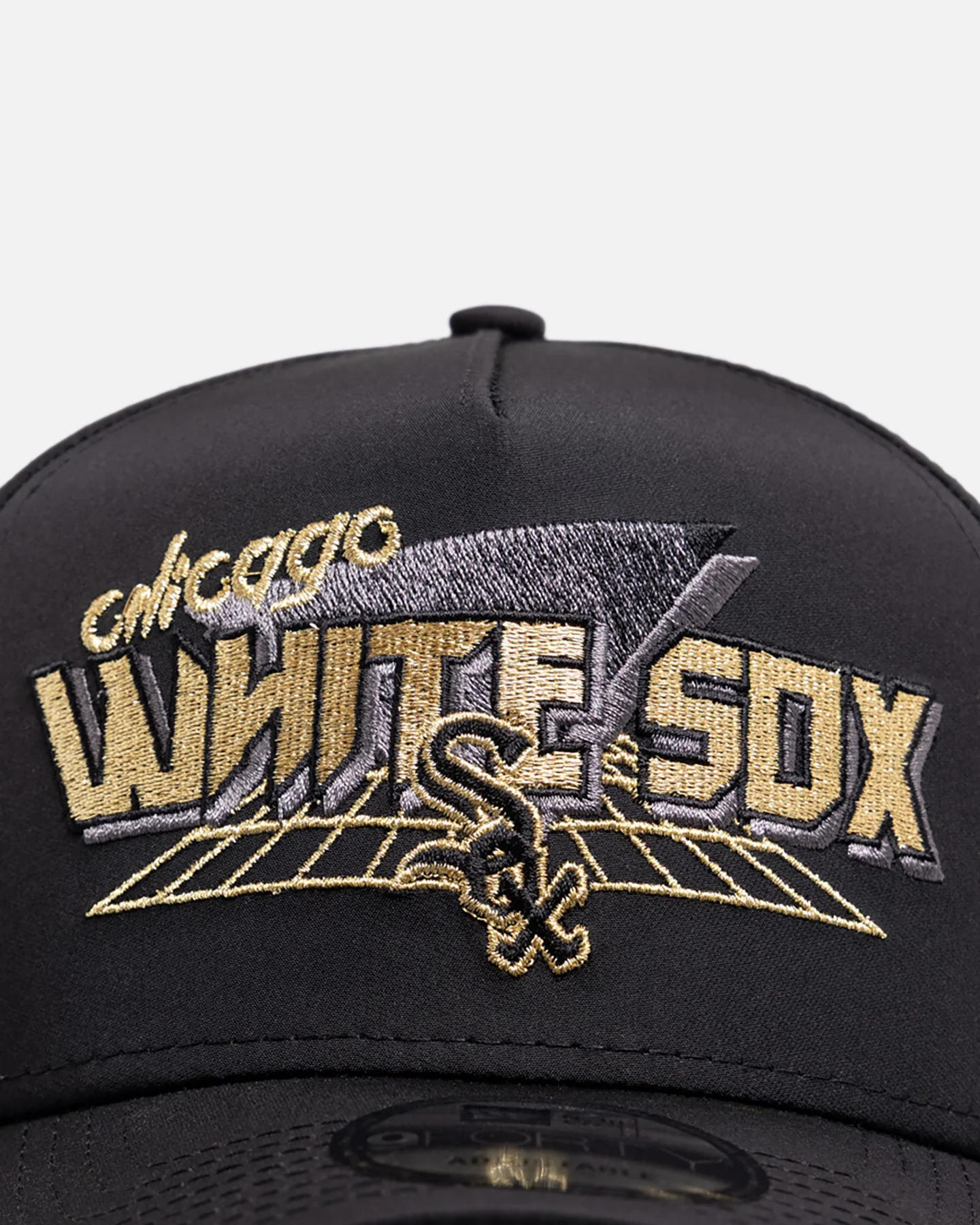 New Era Chicago White Sox 'Arcade Gold 10 Year Anniversary' 9FORTY A-Frame Snapback Black/Gold - Image 5