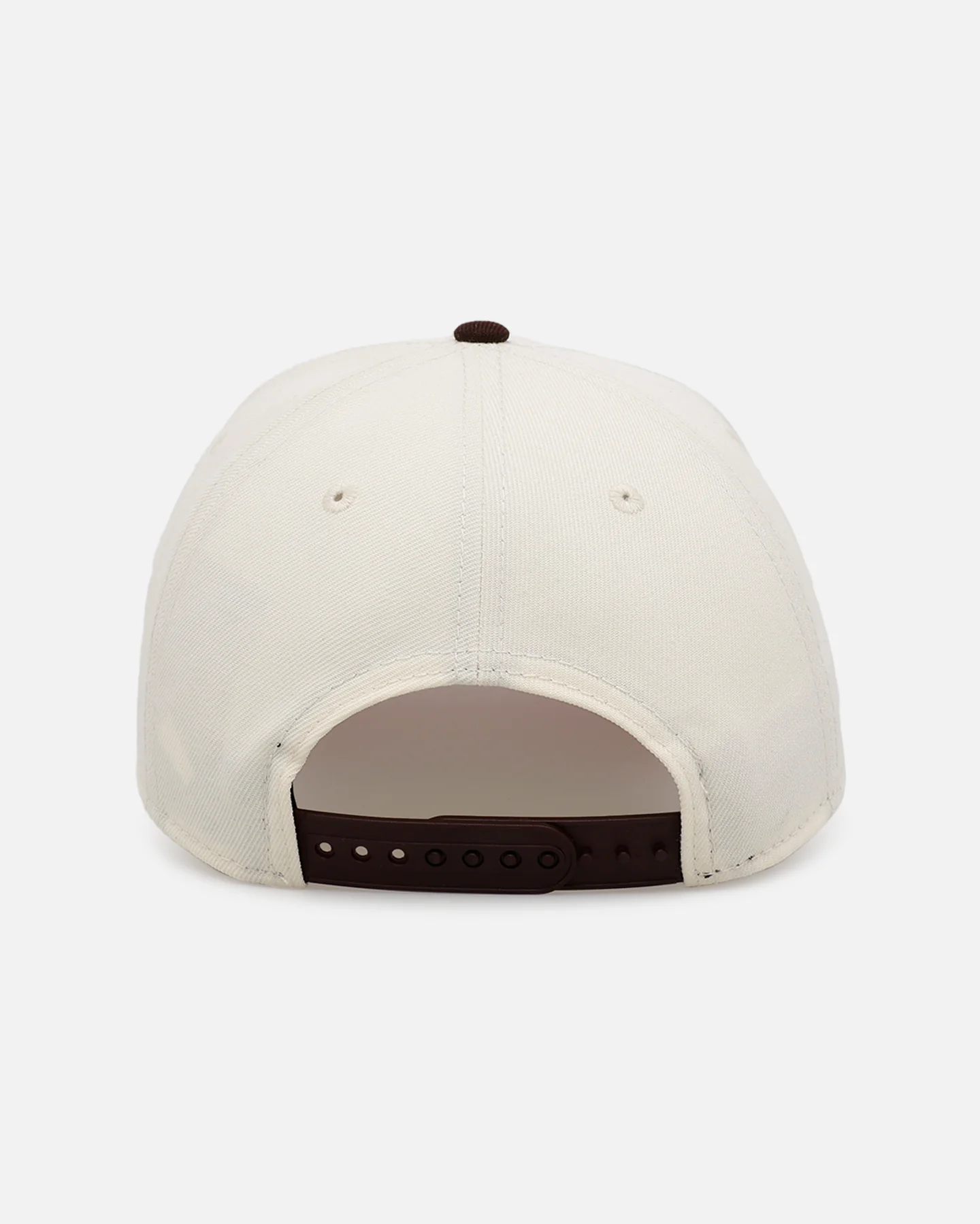 New Era Los Angeles Dodgers 'Pink Satin Pink Hearts Walnut' 9FORTY A-Frame Snapback Chrome/Walnut - Image 2