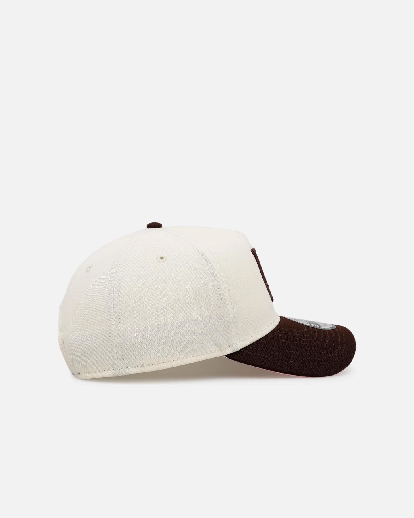 New Era Los Angeles Dodgers 'Pink Satin Pink Hearts Walnut' 9FORTY A-Frame Snapback Chrome/Walnut - Image 3