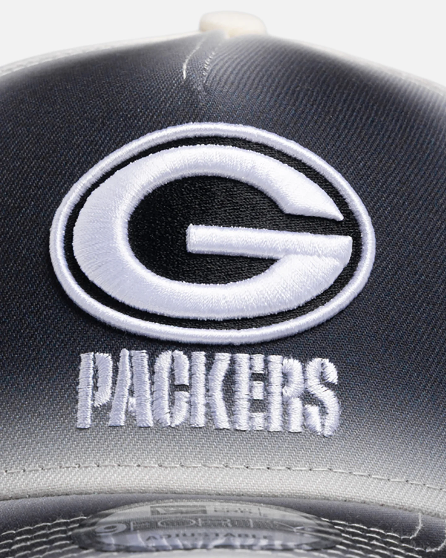 New Era Green Bay Packers 'Gradient Edge Reverse' 9FORTY A-Frame Snapback Black/White - Image 5