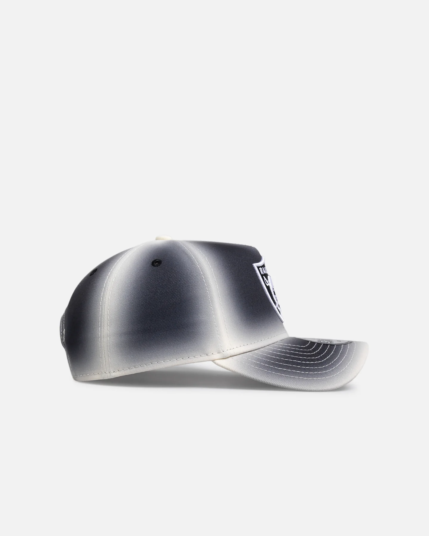 New Era Las Vegas Raiders 'Gradient Edge Reverse' 9FORTY A-Frame Snapback Black/White - Image 3
