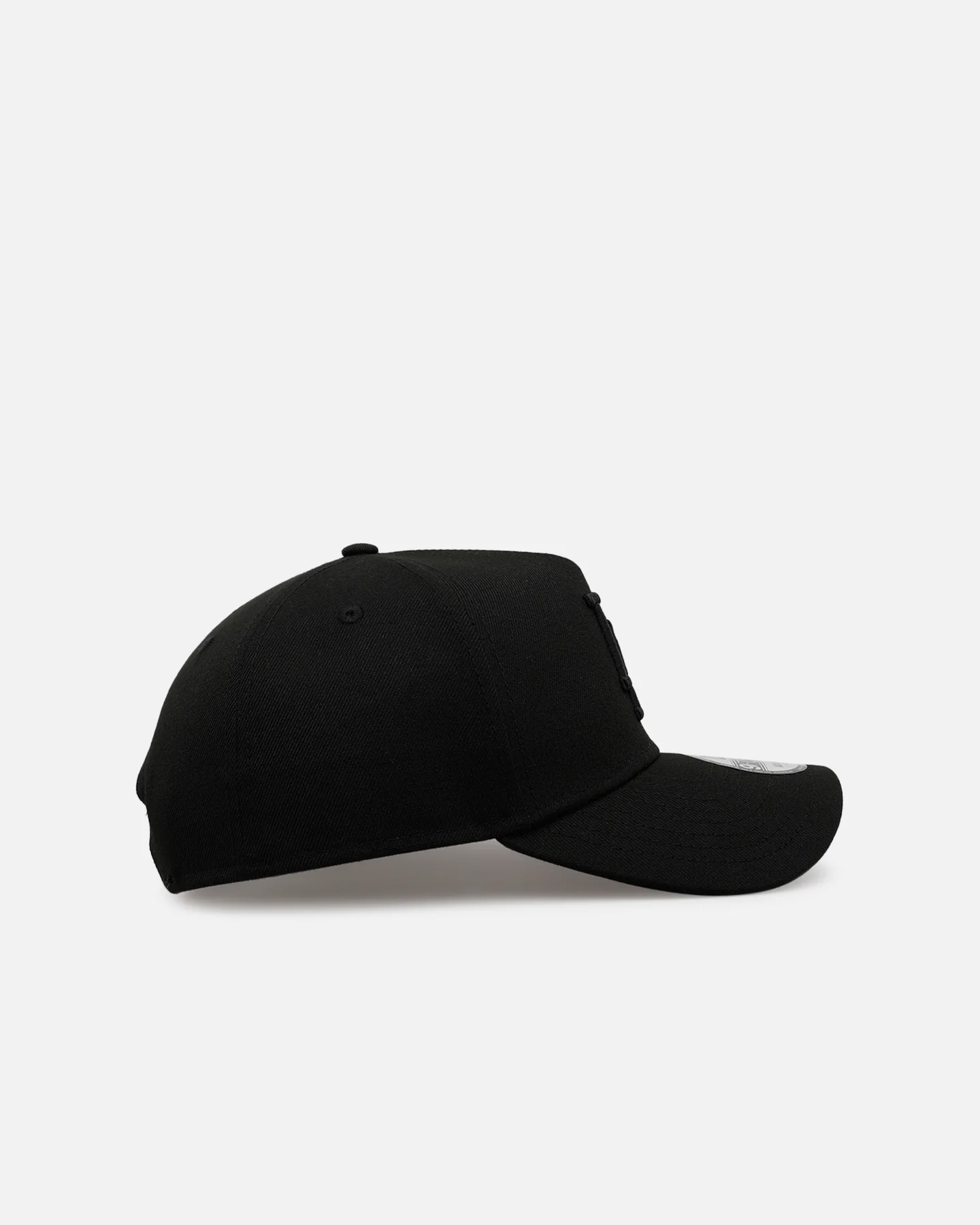 New Era Los Angeles Dodgers 'Easy Black' 9FORTY A-Frame Snapback Black/Black - Image 3