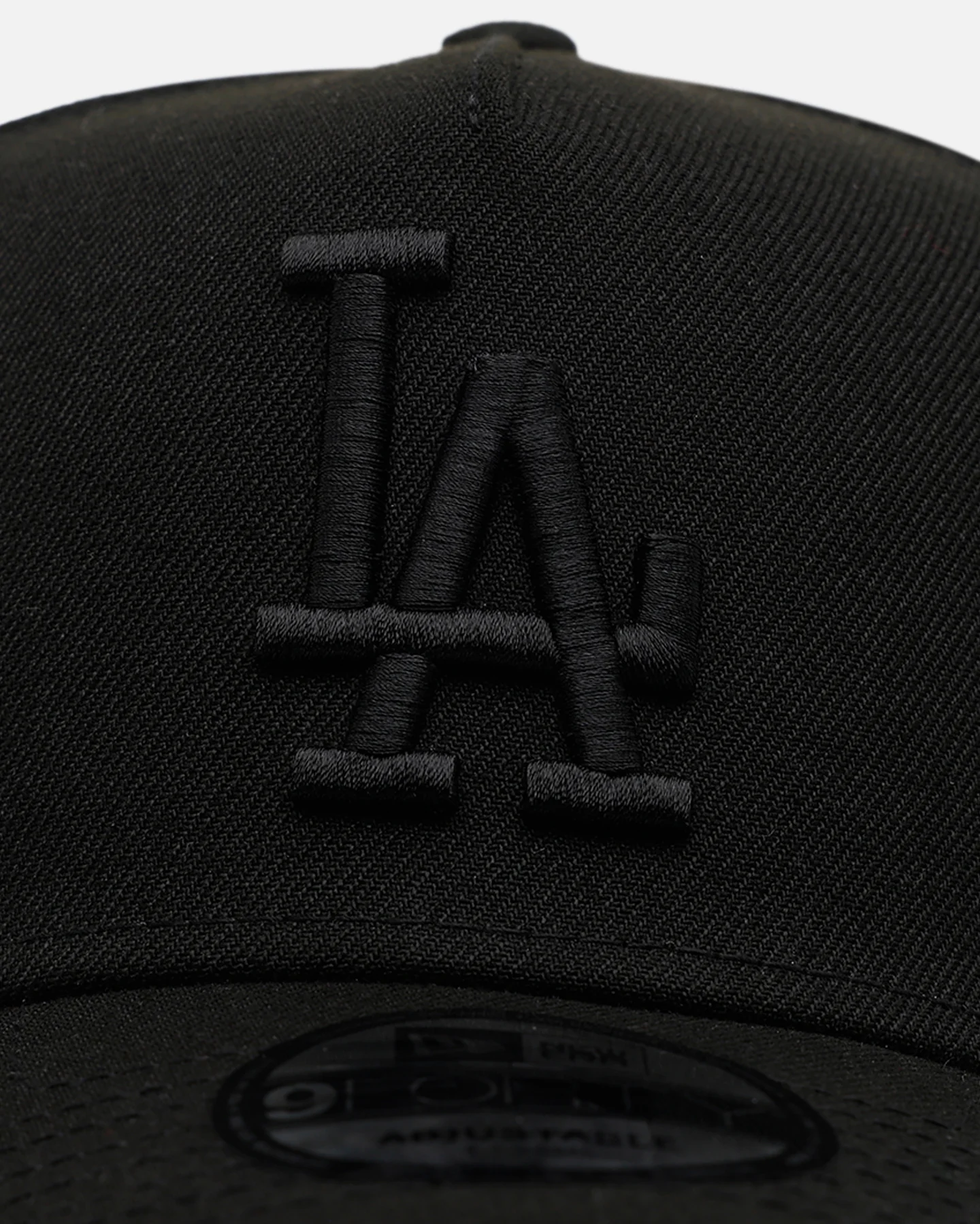 New Era Los Angeles Dodgers 'Easy Black' 9FORTY A-Frame Snapback Black/Black - Image 5
