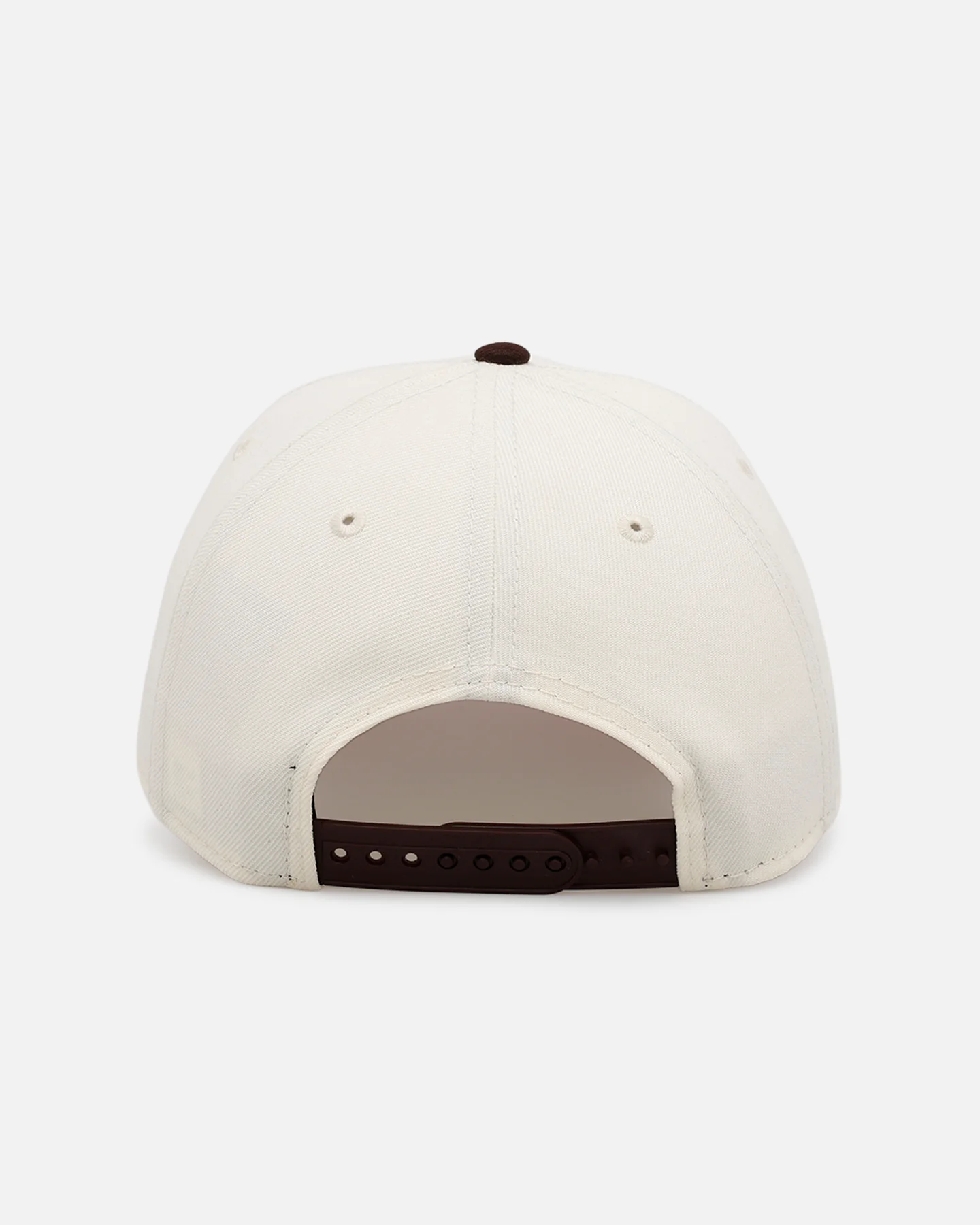 New Era Detroit Tigers 'Pink Satin Pink Hearts Walnut' 9FORTY A-Frame Snapback Chrome/Walnut - Image 2