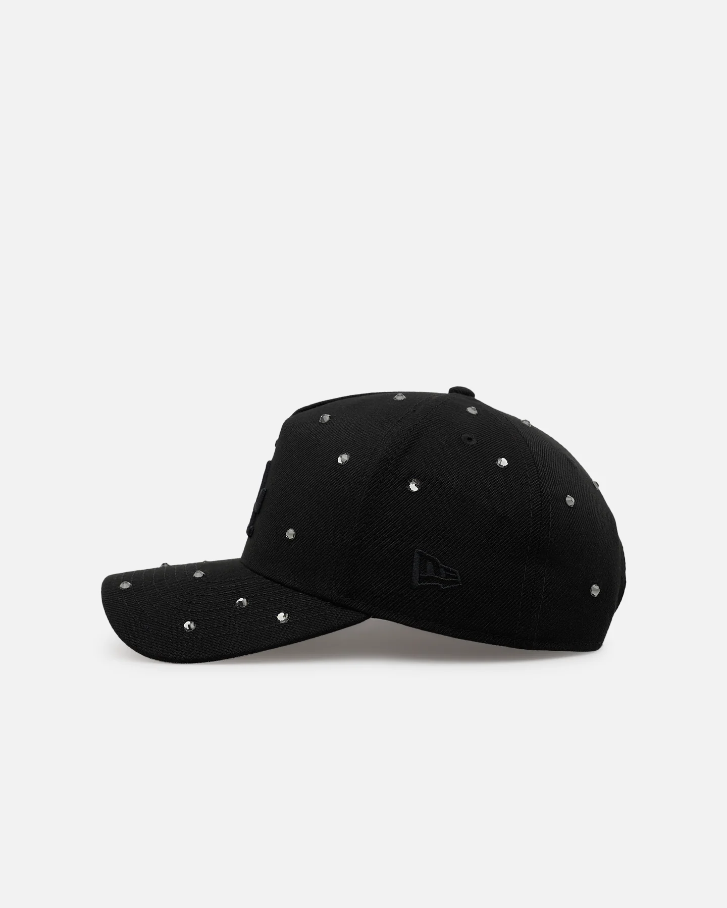 New Era Los Angeles Dodgers 'All Black Embellishment' 9FORTY A-Frame Snapback Black/Black - Image 4