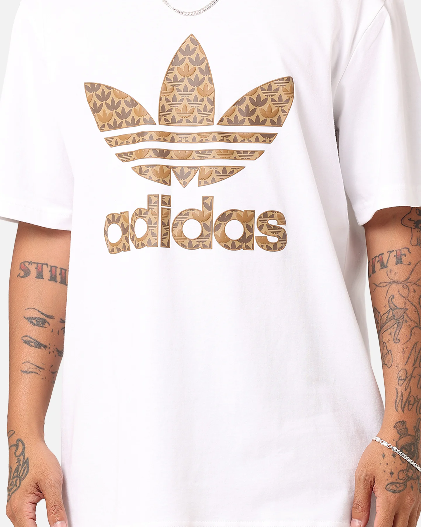 Adidas Classic Monogram T-Shirt White/Earth Strata - Image 4