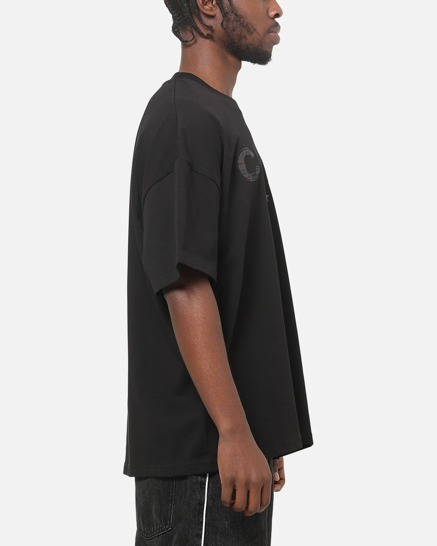 Carre Applique T-Shirt Solid Black - Image 4
