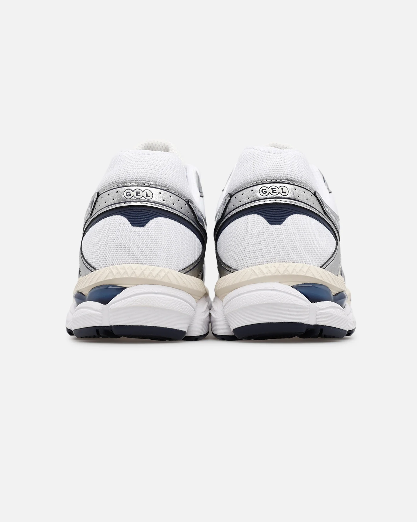 Asics Gel-Cumulus 16 White/Navy - Image 4