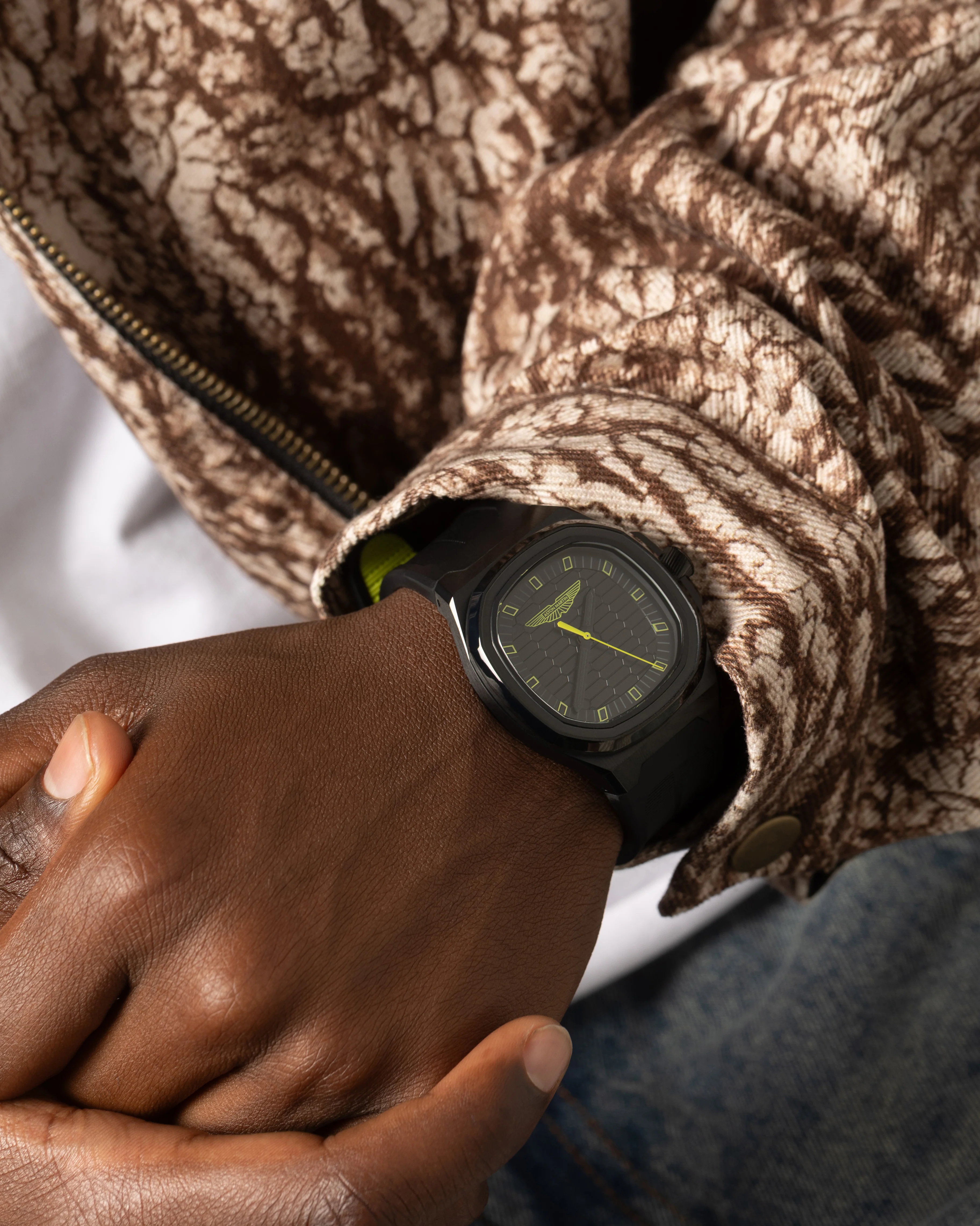 Aston Martin GPQ IP Watch Black - Image 3