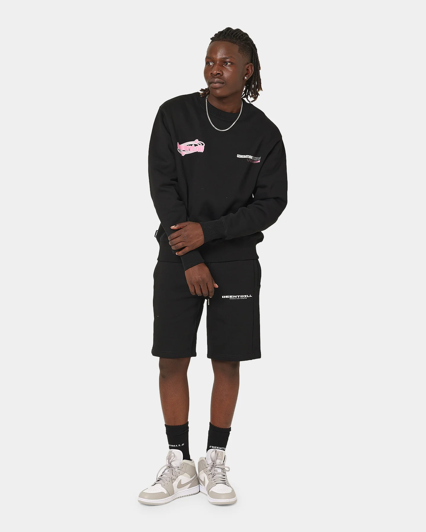 BEENTRILL Nu Logo Sweat Shorts Black - Image 2
