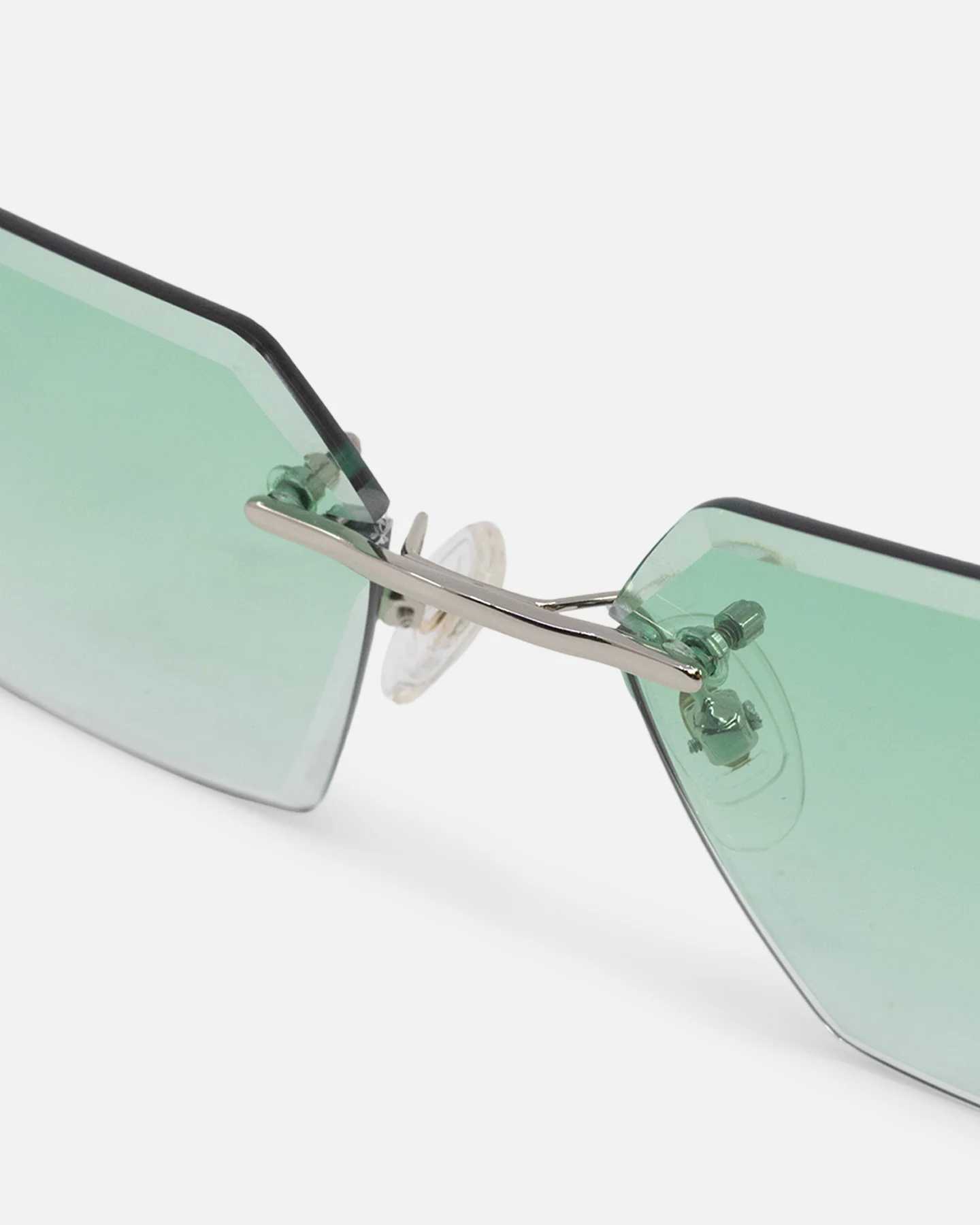 Belvoir & Co Kennedy Sunglasses Green/Silver - Image 8