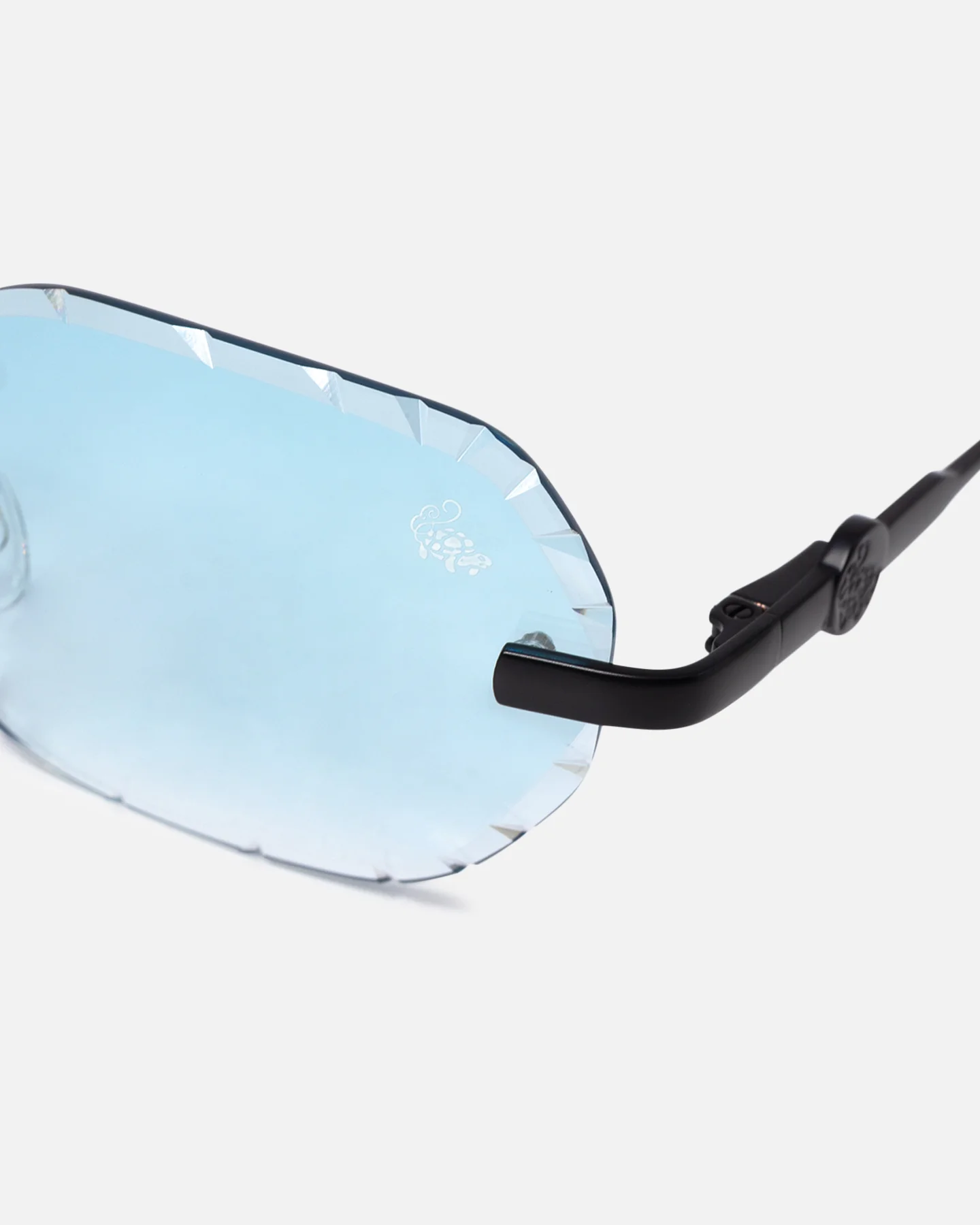 Belvoir & Co Willow Diamond Cut Sunglasses Tiffany - Image 5