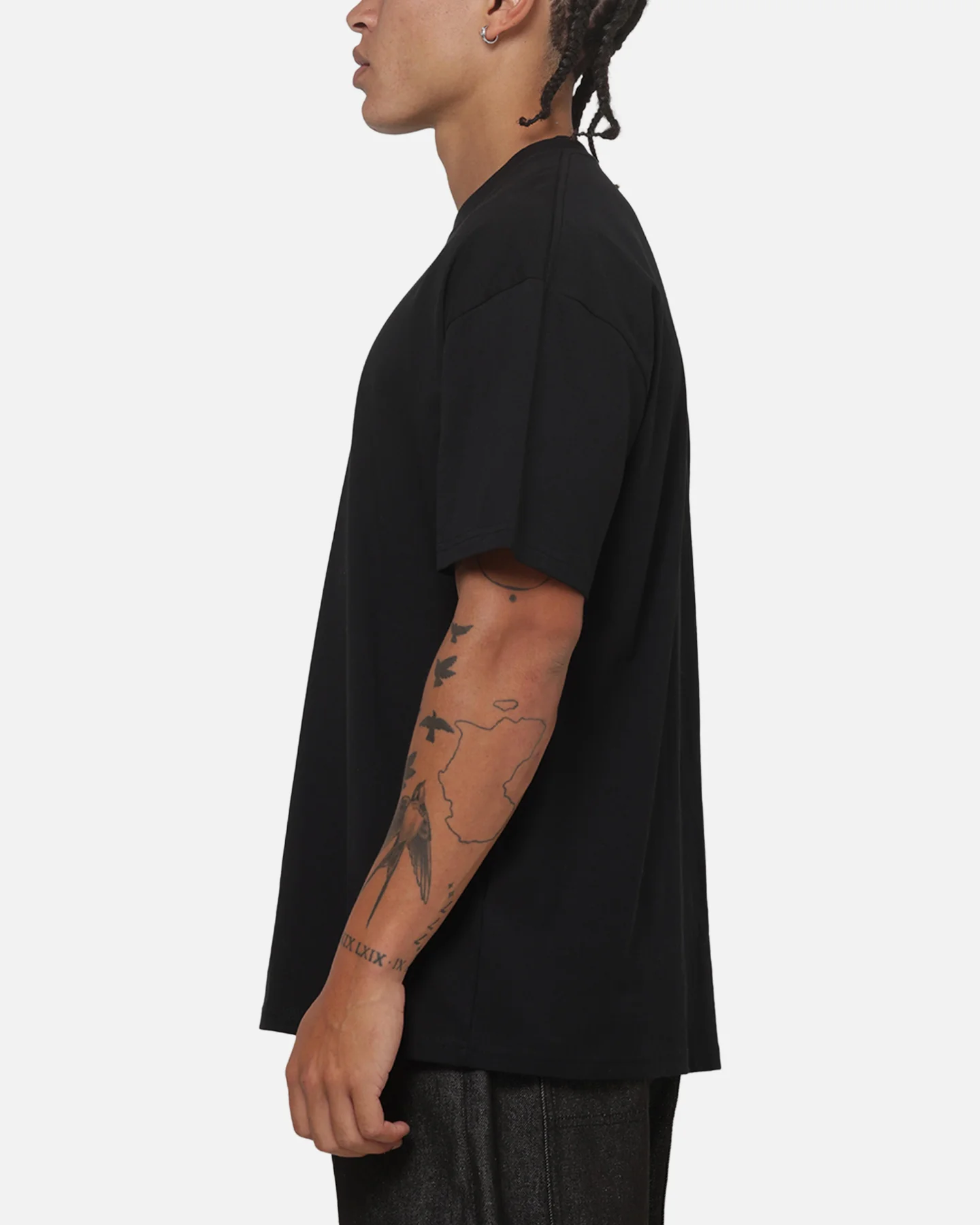 Carre Box Check T-Shirt Solid Black - Image 5