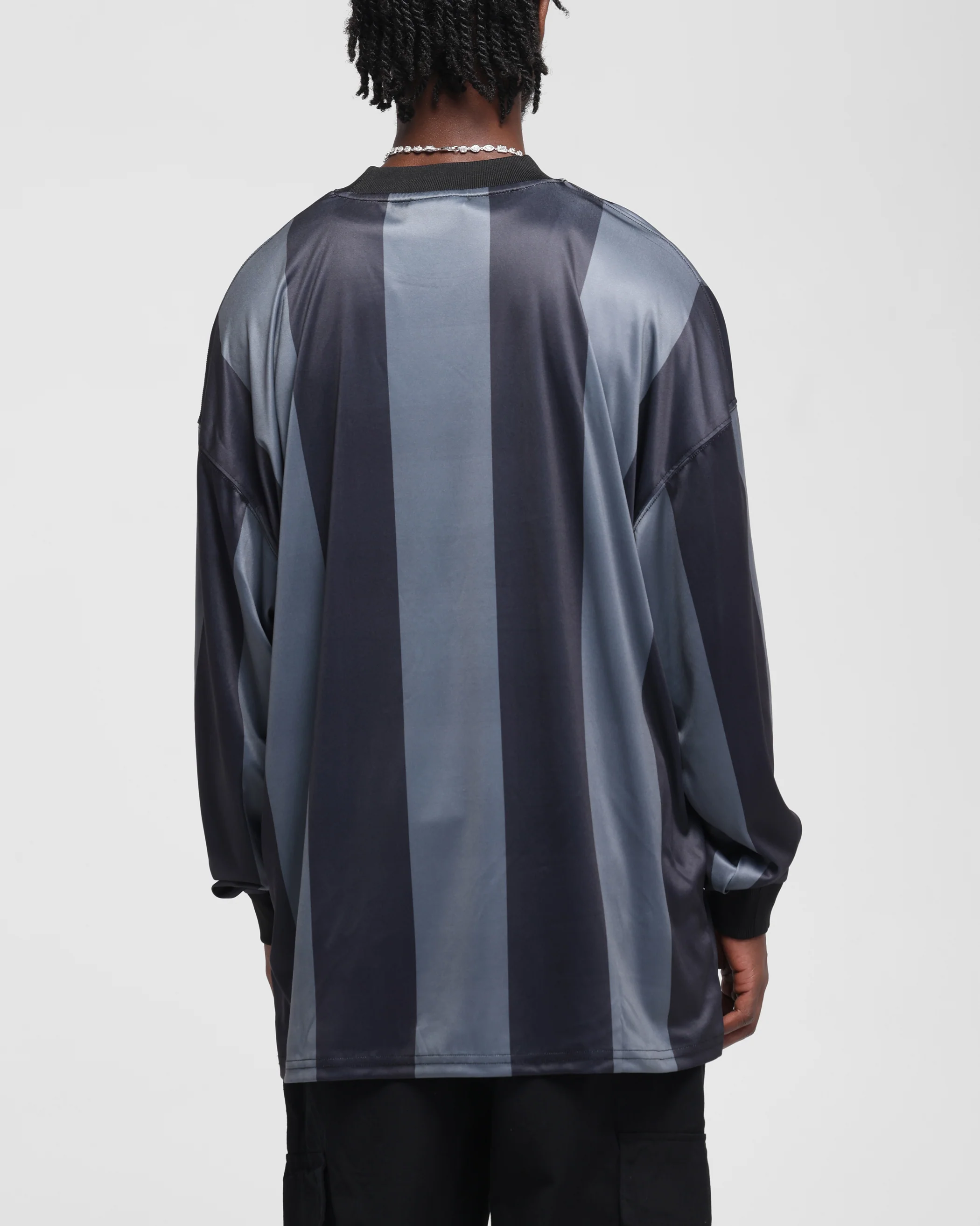 Carre Academy Oversized Long Sleeve T-Shirt Black/Grey - Image 3