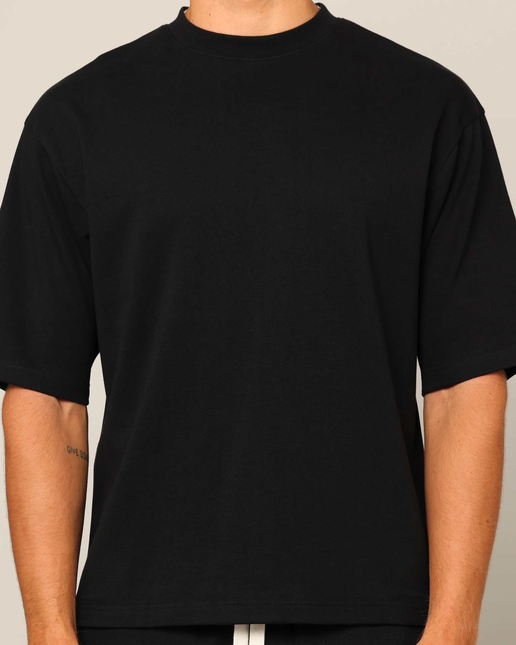 Carré Blanc Boxy T-Shirt Black - Image 3