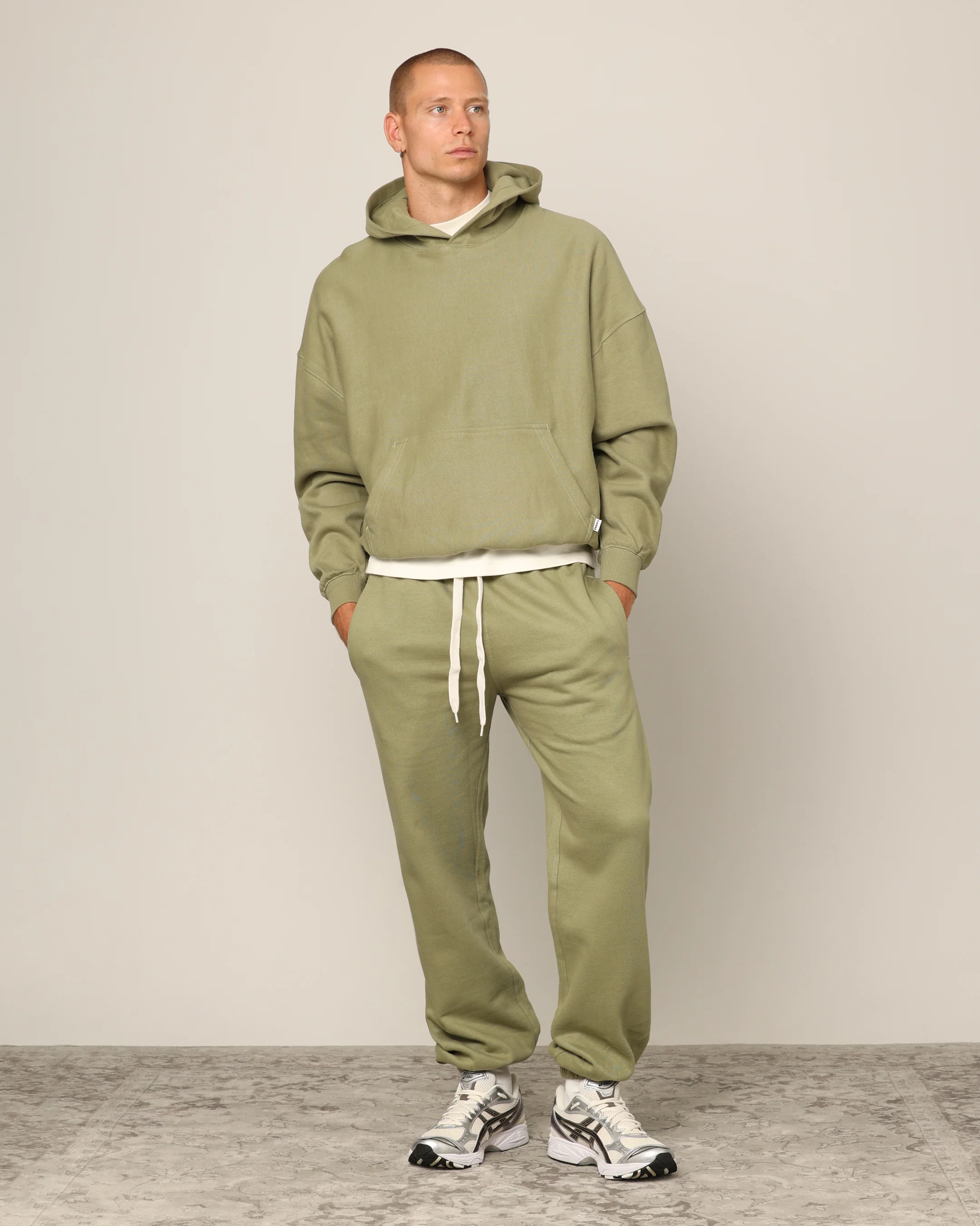 Carré Blanc Oversized Hoodie Military - Image 2