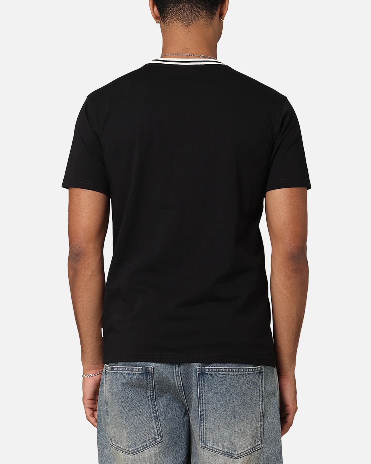 Carre Domaine 2.0 Classic T-Shirt Black - Image 2