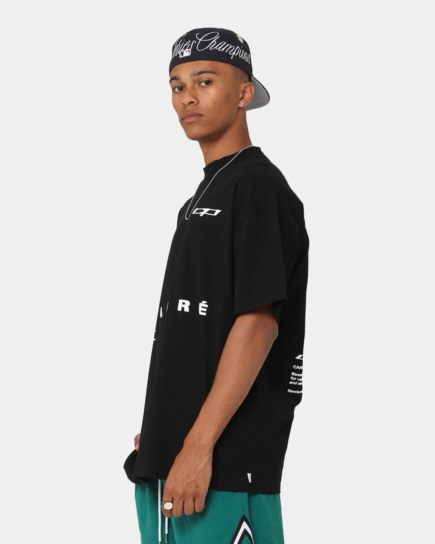 Carré Enhanced Oversized T-Shirt Black - Image 7