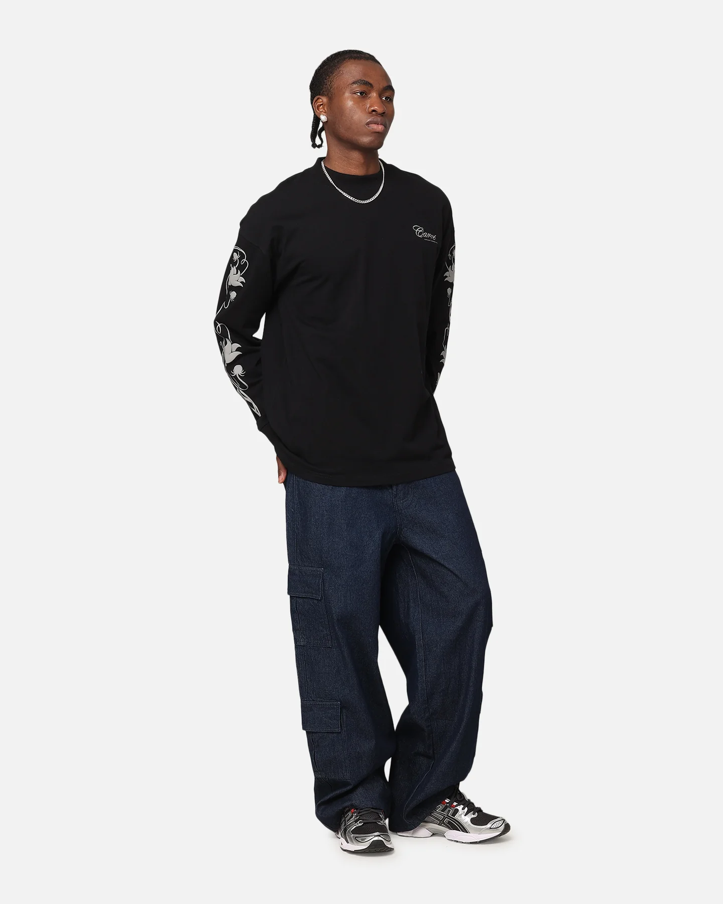 Carre Floral Oversized Long Sleeve T-Shirt Black - Image 2