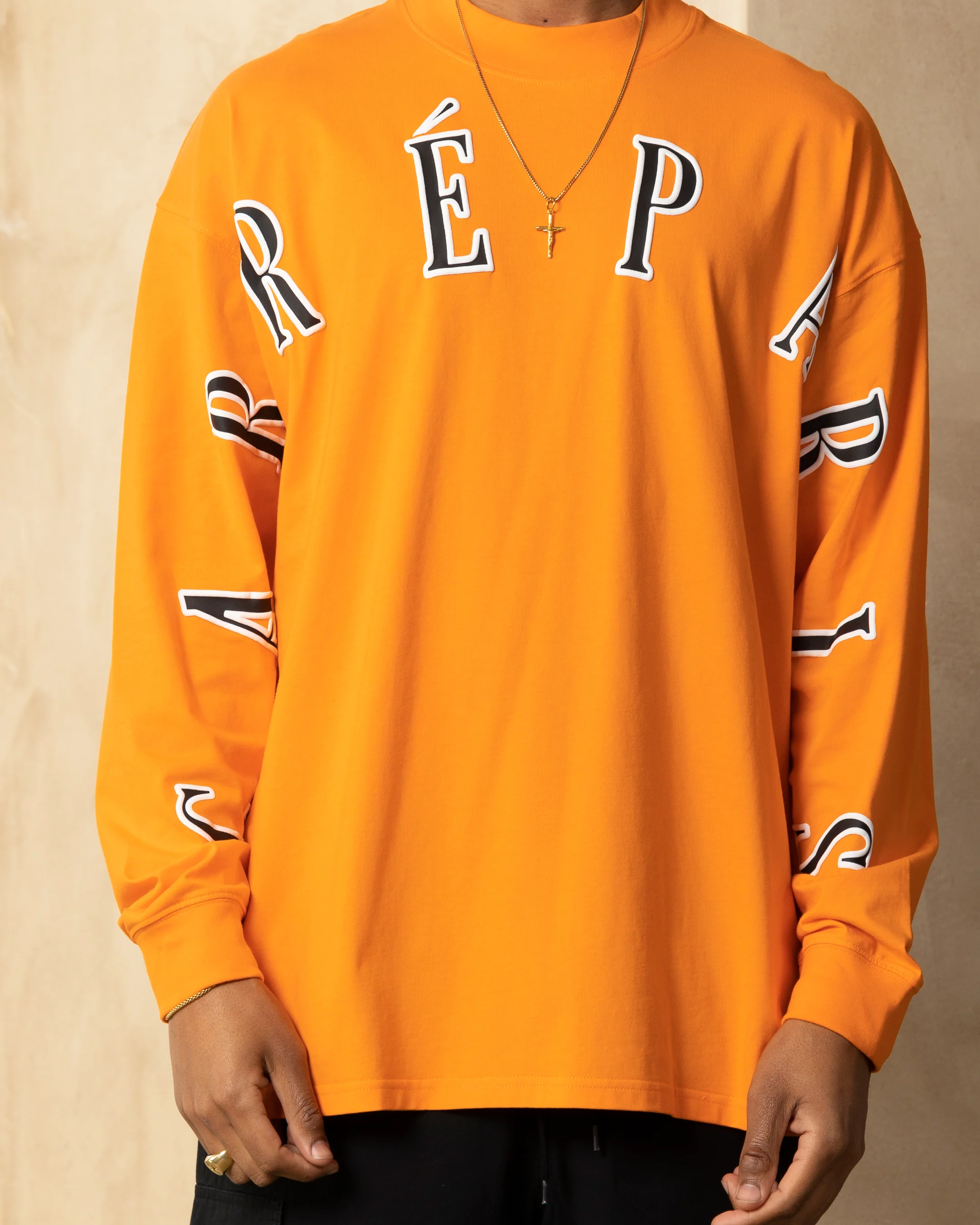 Carre Global Oversized Long Sleeve T-Shirt Orange - Image 3