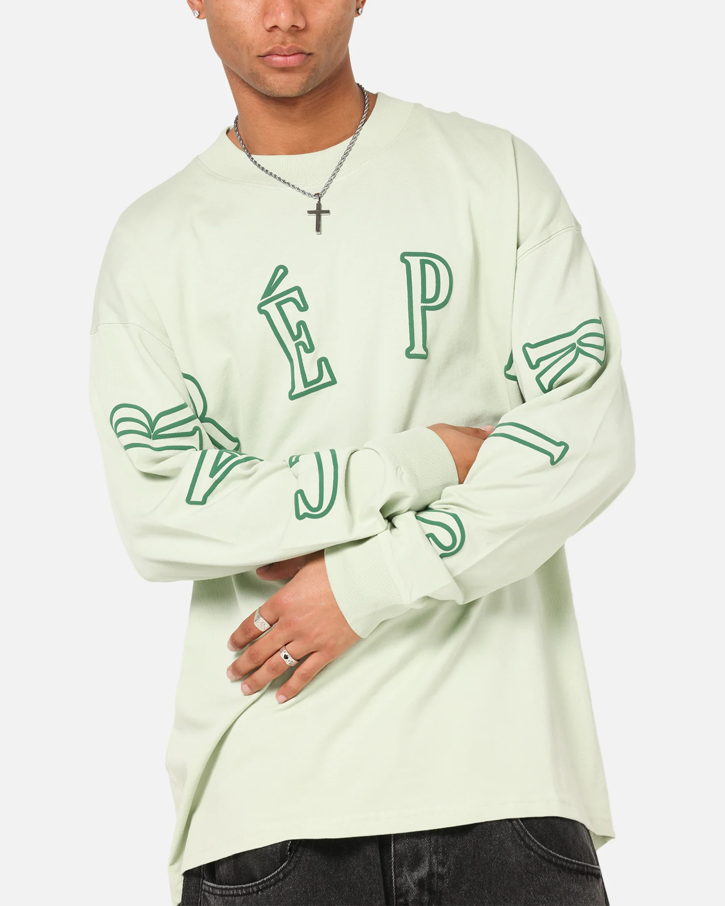 Carre Global Oversized Long Sleeve T-Shirt Sage - Image 6