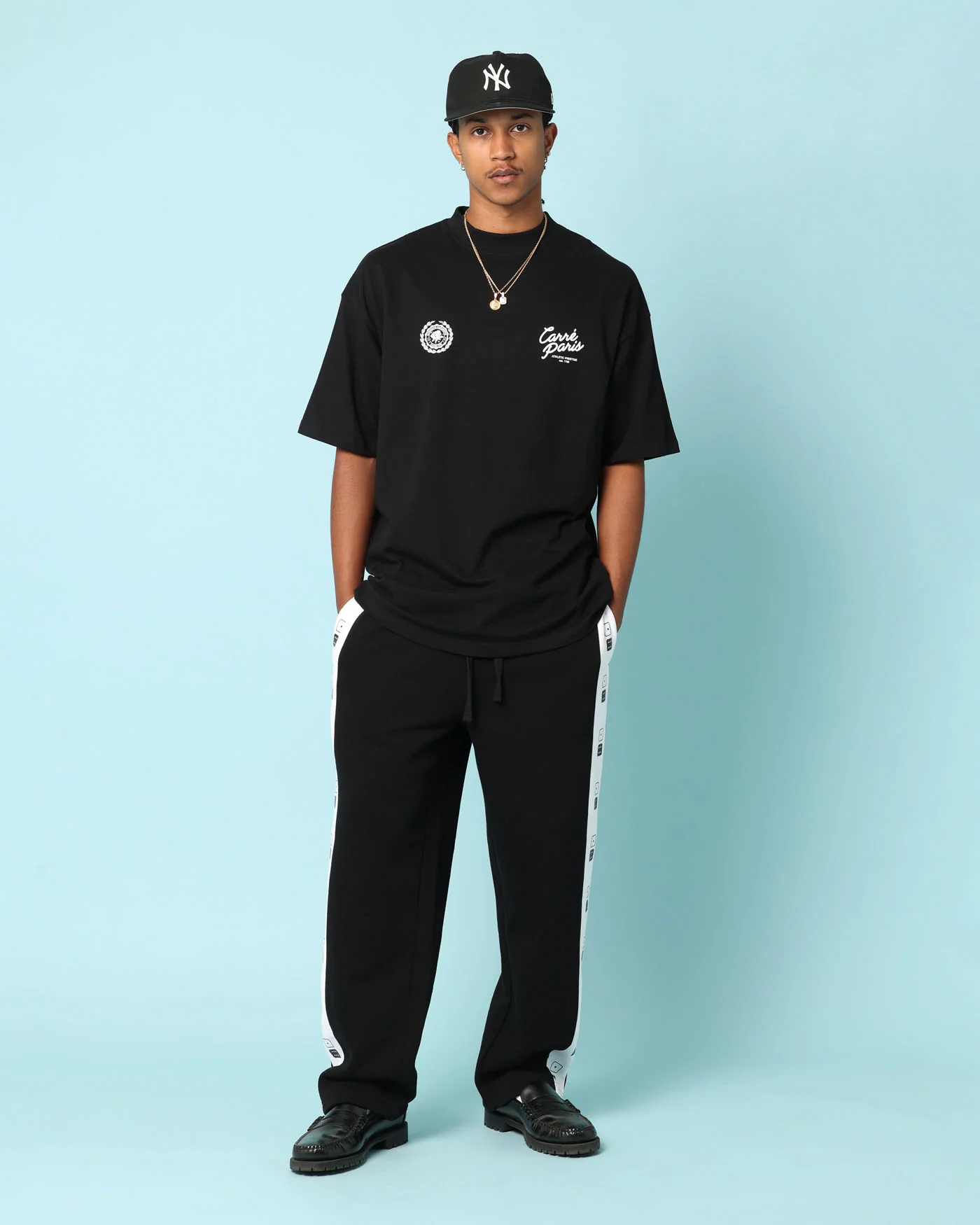 Carré Gorgeous Script Oversized T-Shirt Black - Image 6