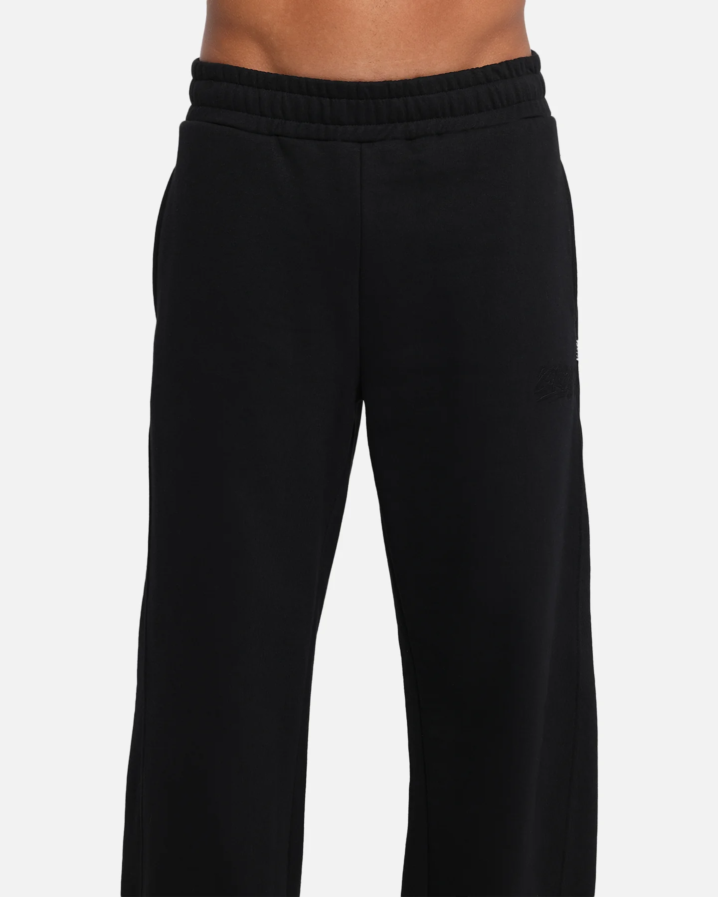 Carre Grit Trackpants Black - Image 7