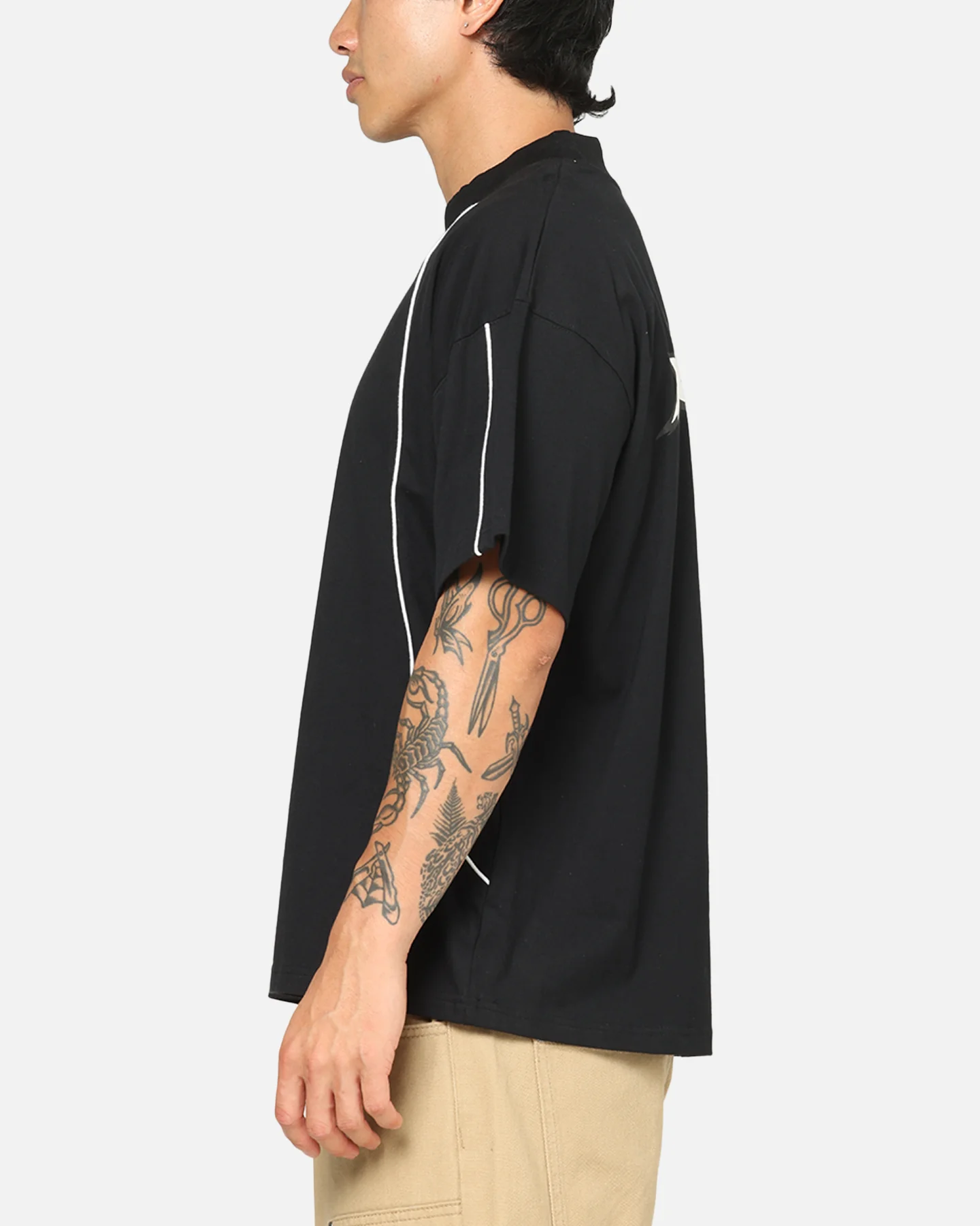 Carre International Star T-Shirt Black - Image 5