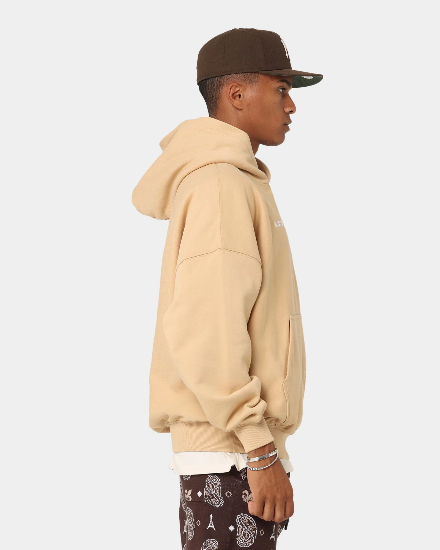 Carré Star Sign Oversized Hoodie Dark Tan - Image 5