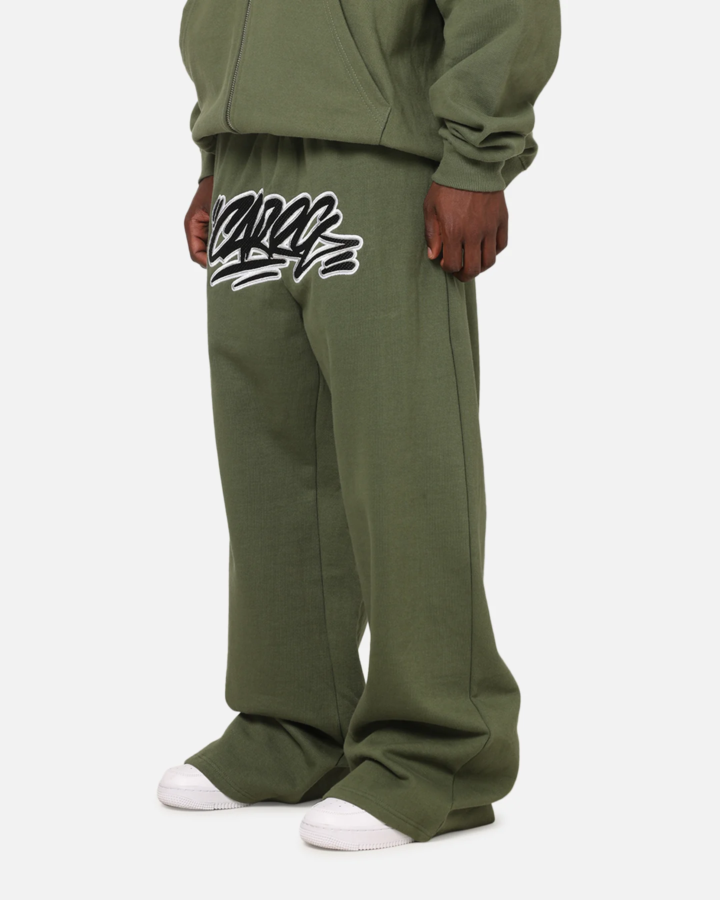 Carre Terrace Trackpants Olive - Image 6