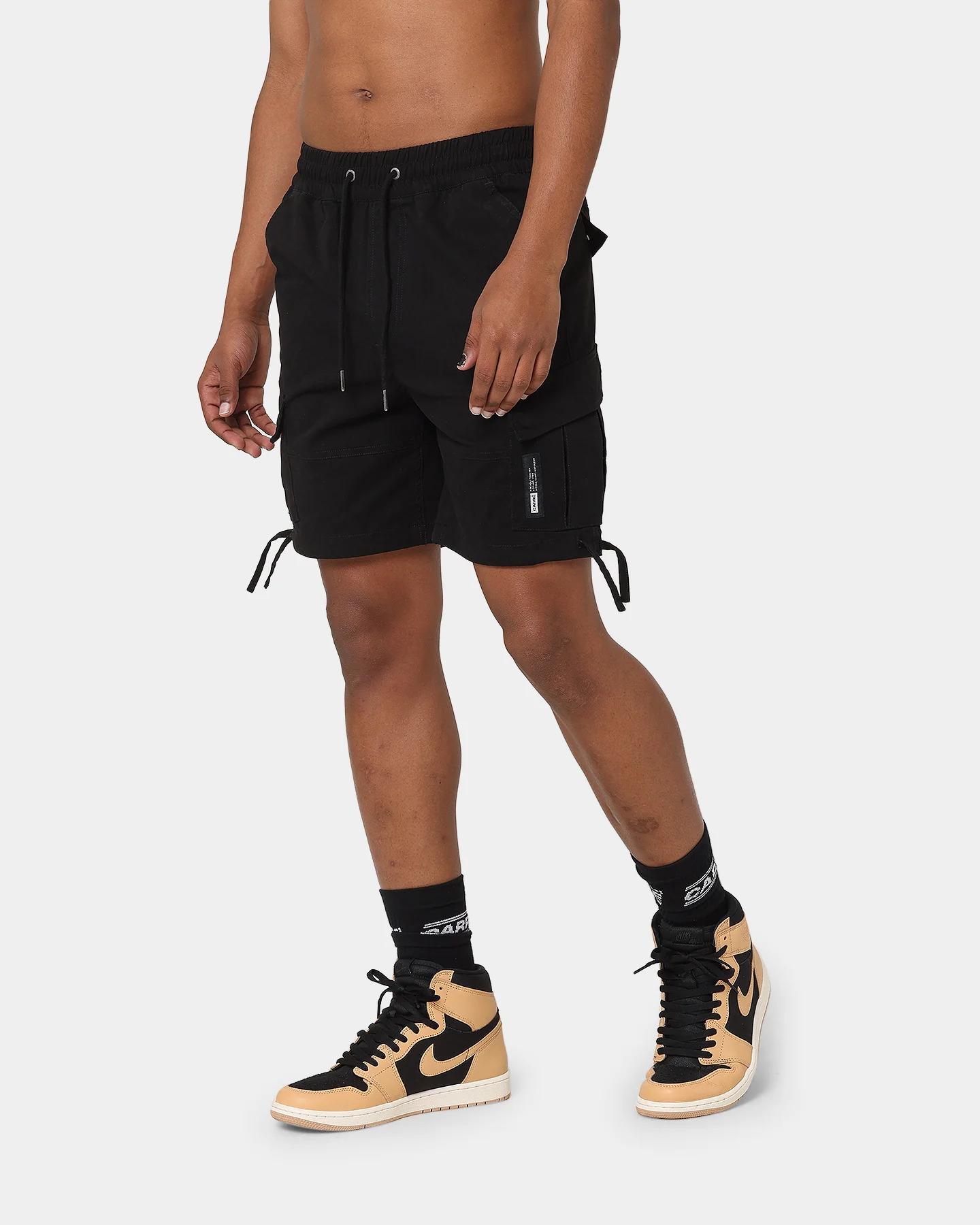Carré Utility Cargo Shorts Black - Image 6