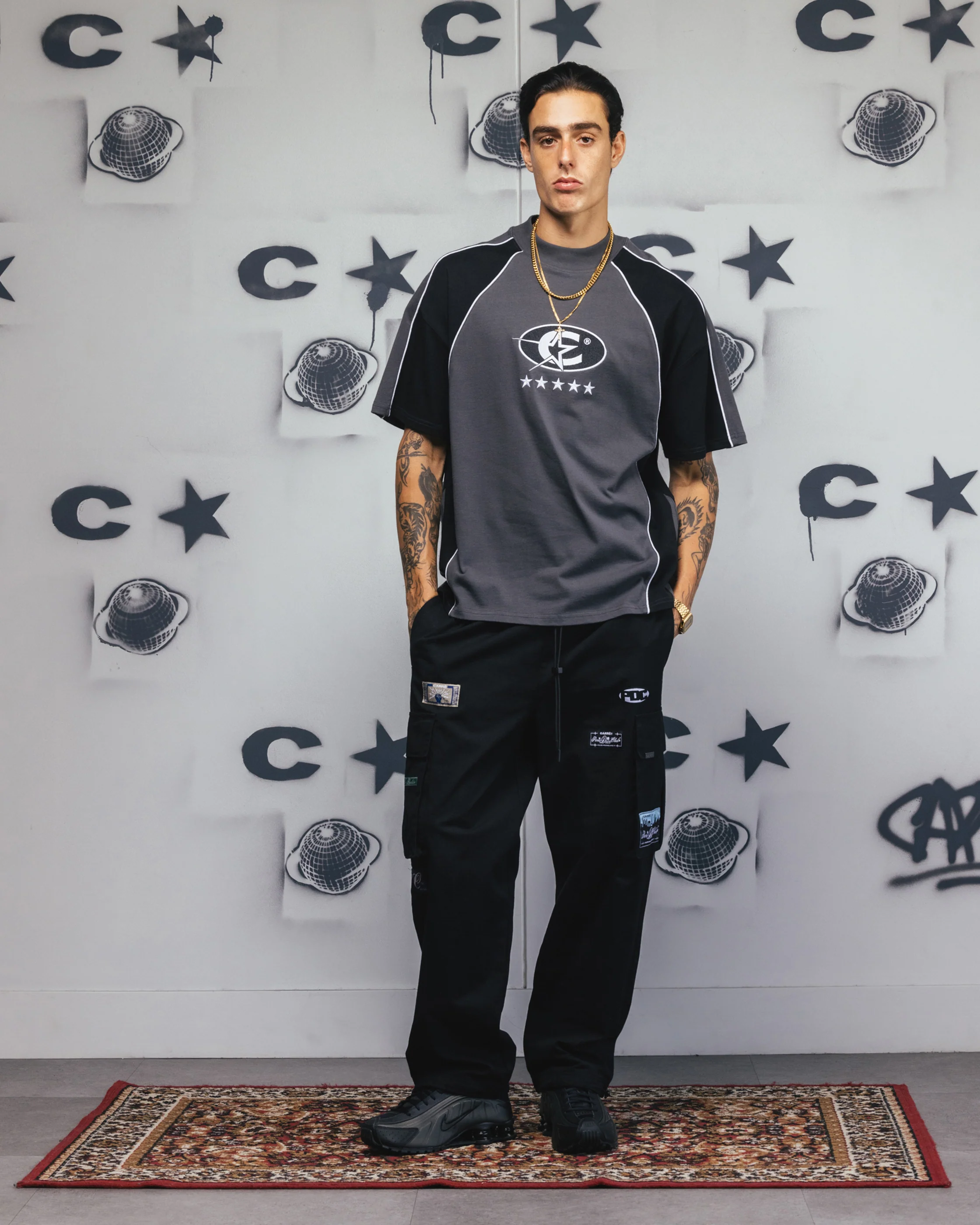 Carre Vortex Panelled T-Shirt Grey/Black - Image 2