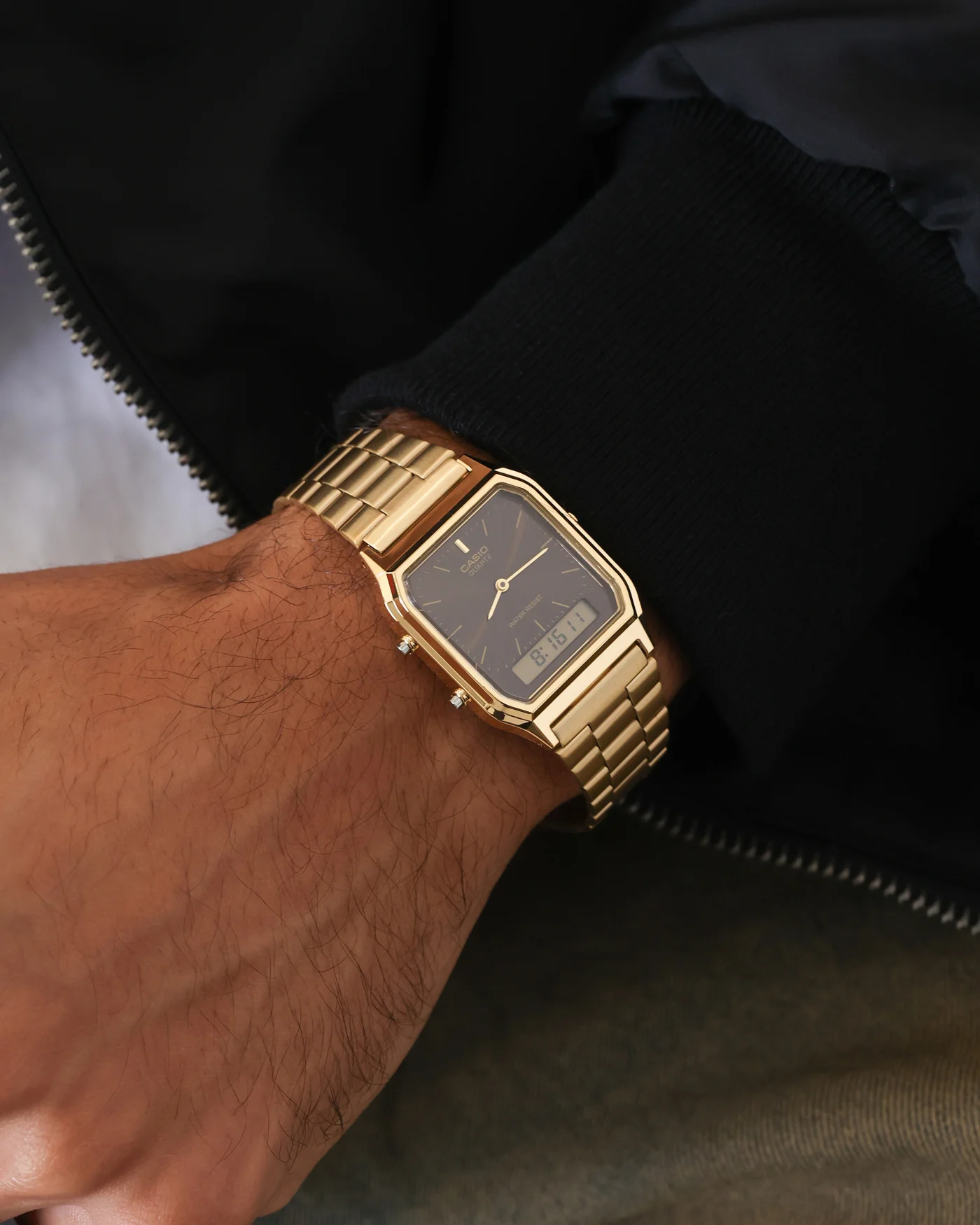 Casio AQ230GA-5A Watch Gold/Brown - Image 2