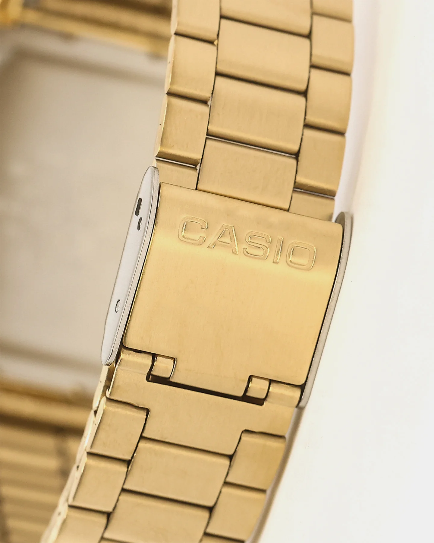 Casio AQ230GA-9DS Watch Gold - Image 6