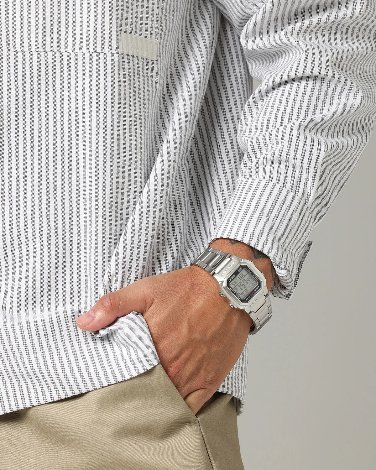 Casio W800HD-1A Watch Silver/Silver - Image 4