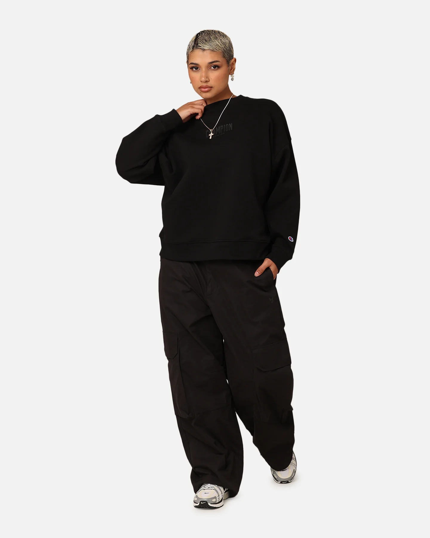 Champion Women's Rochester Base Crewneck Black - Image 2