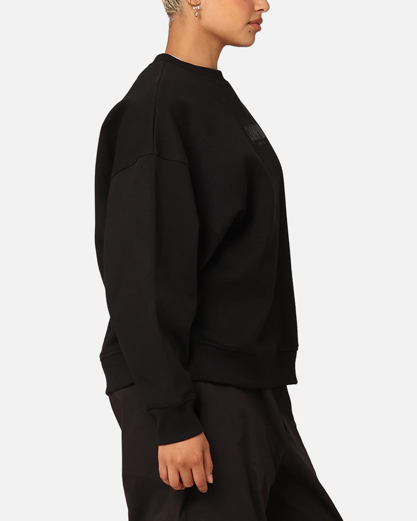 Champion Women's Rochester Base Crewneck Black - Image 4
